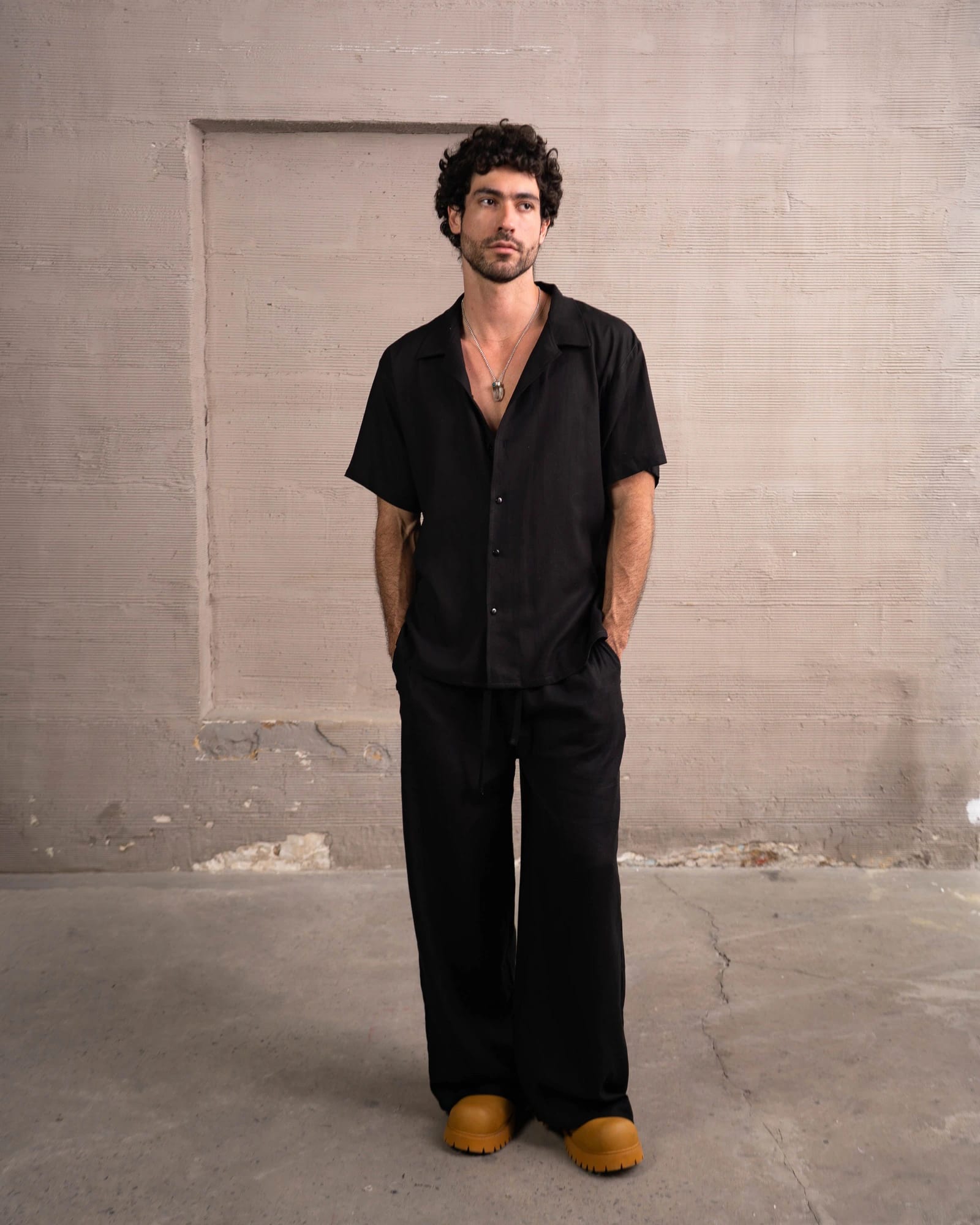 Camisa 3/4 black - imagen 2