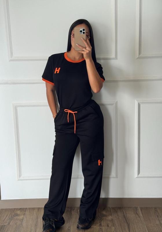 CONJUNTO HERMES NEGRO BORDE NARANJA - imagen 1