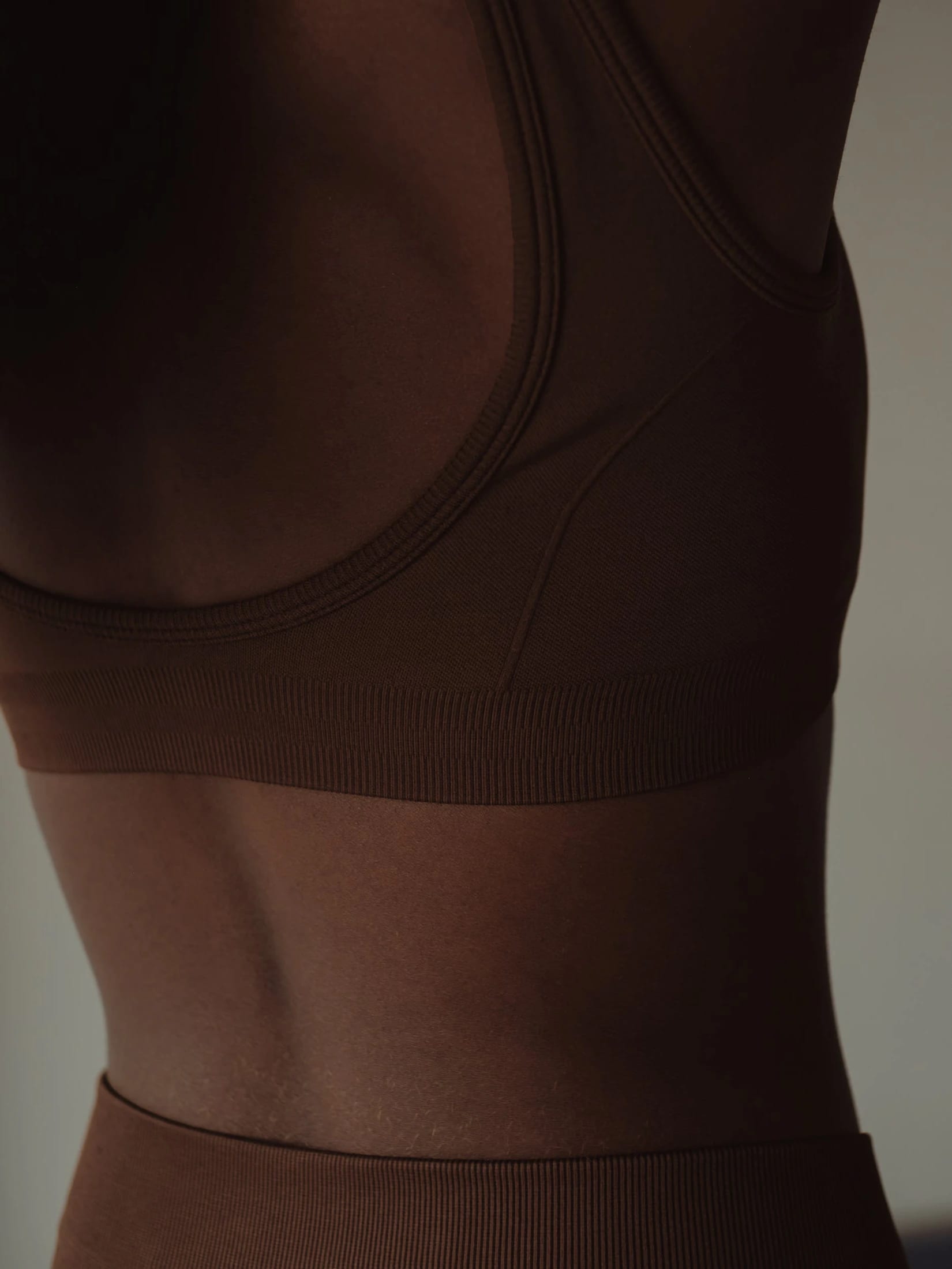 ELEMENTAL FIT SEAMLESS TOP - SEPIA - imagen 7