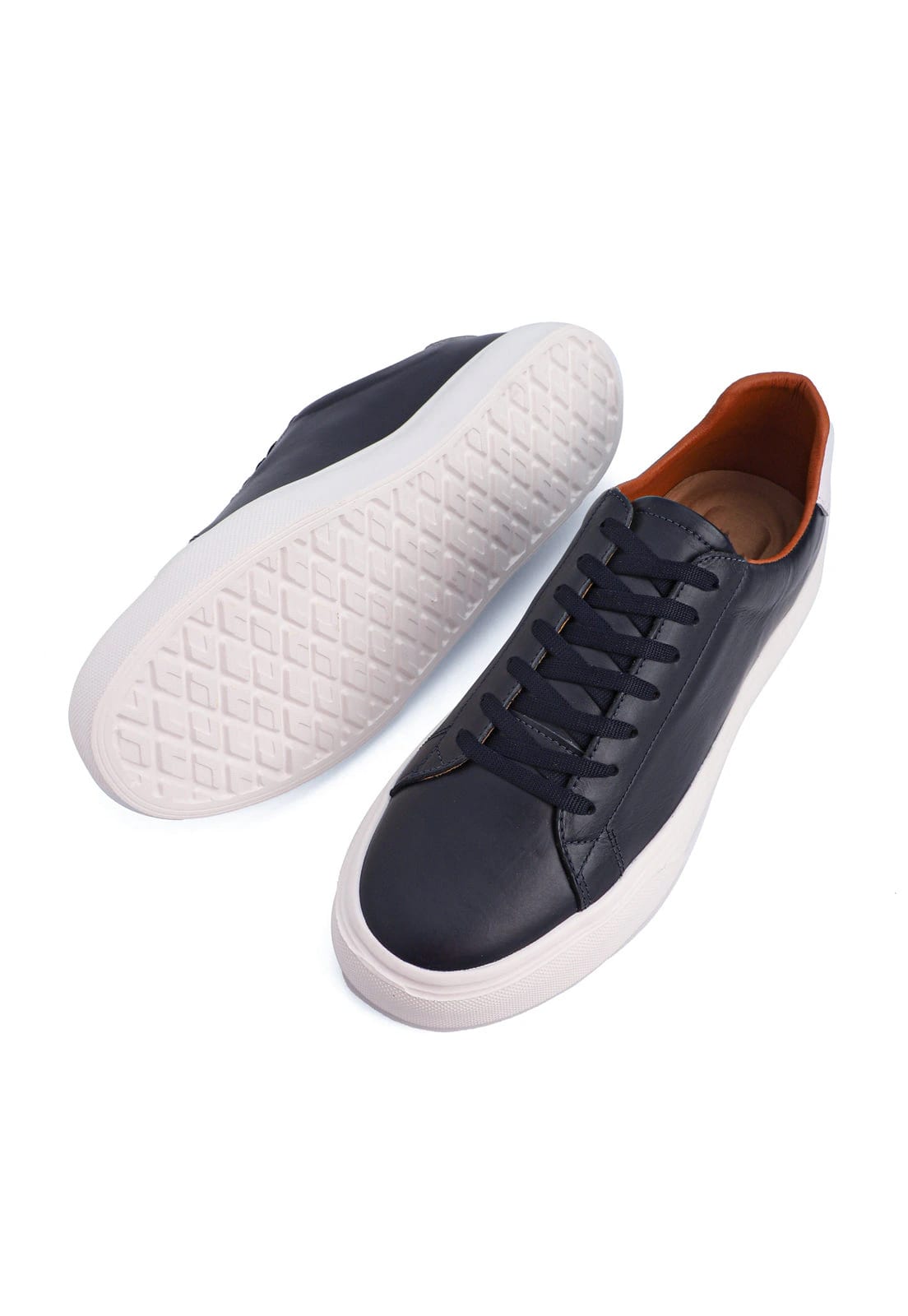 Tenis azules suela blanca talón blanco - imagen 4