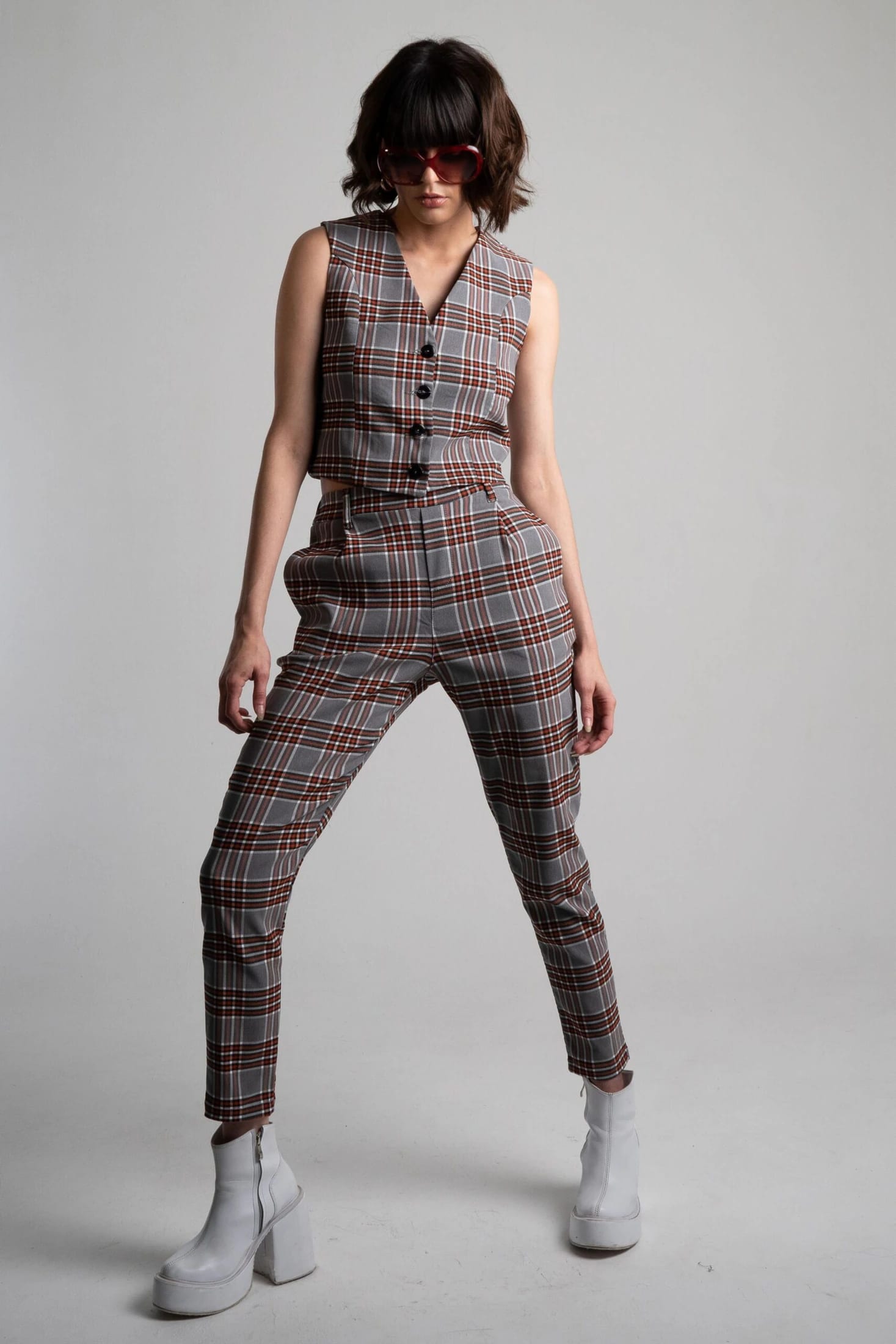 Chaleco y Pantalón Chaplin Cuadros Gris - imagen 1