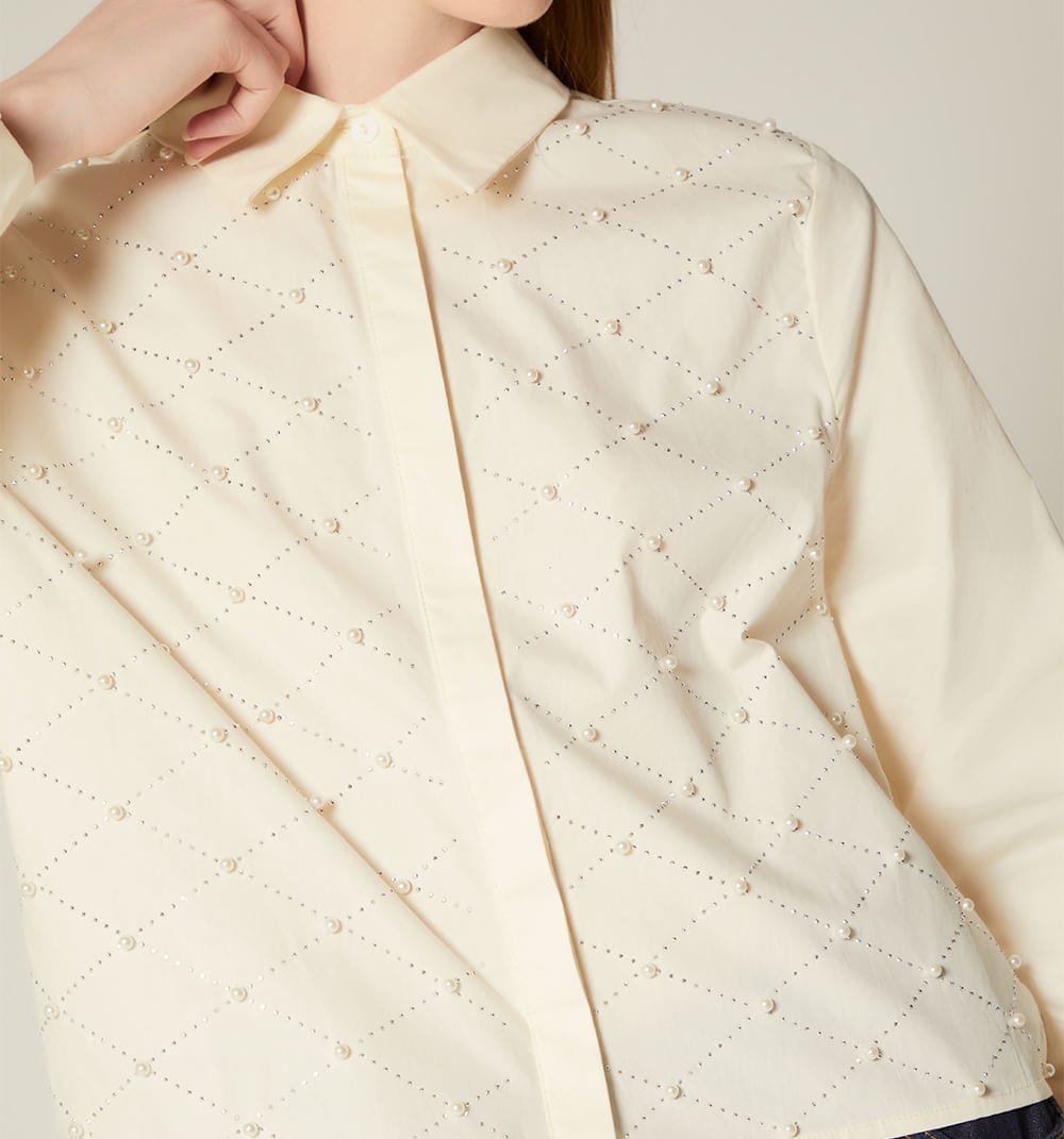 Camisera  con detalles perlas - imagen 4