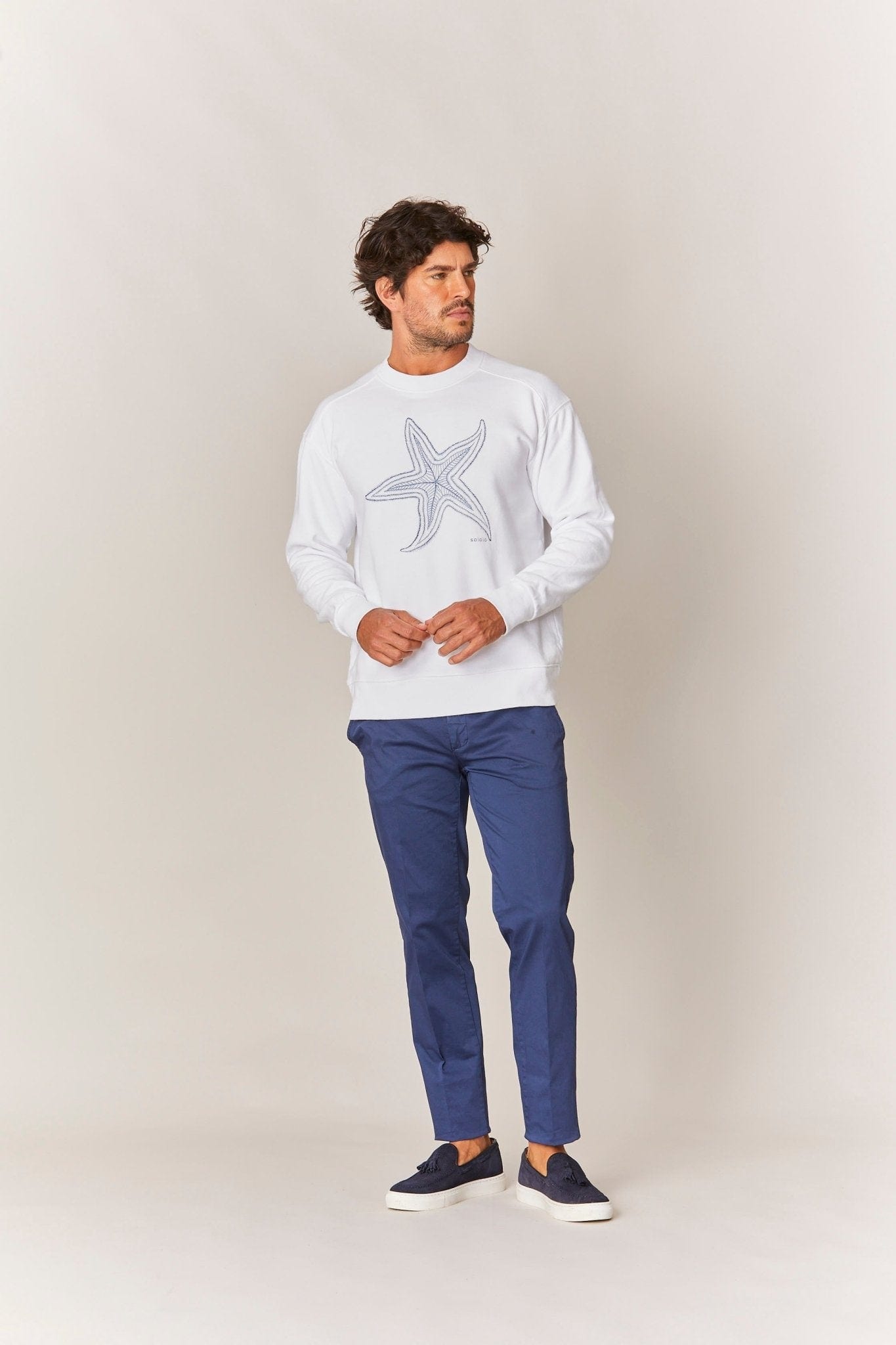 men's star white sweartshirt - imagen 2