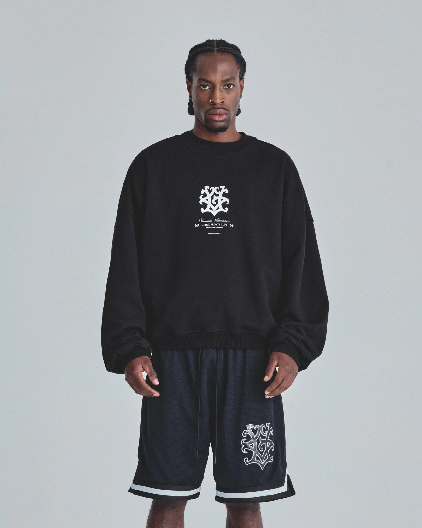 Line UG Monogram Boxy Fit Crewneck Black - imagen 2