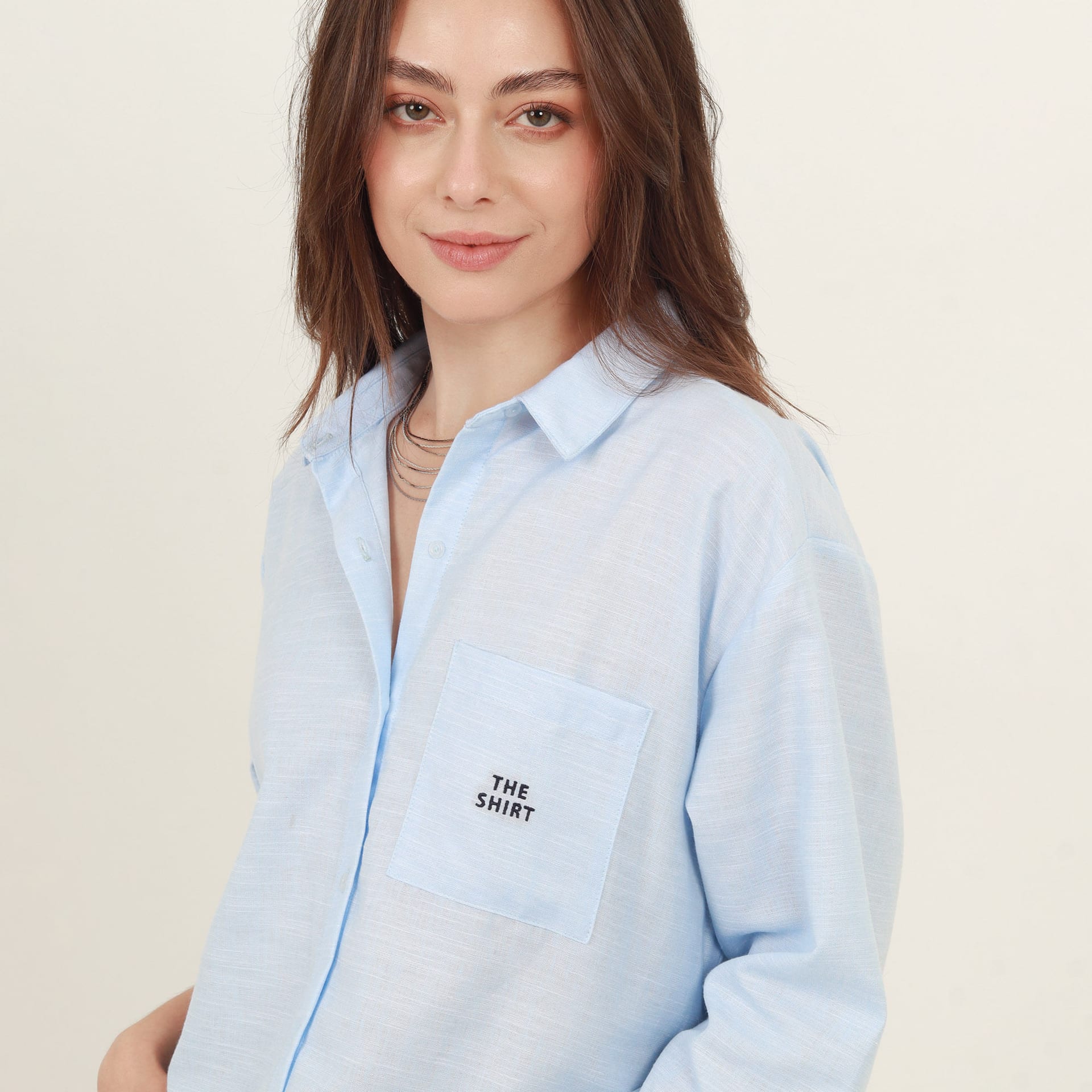 Blusa abierta cuello camisero manga 3/4 con estampado - imagen 14
