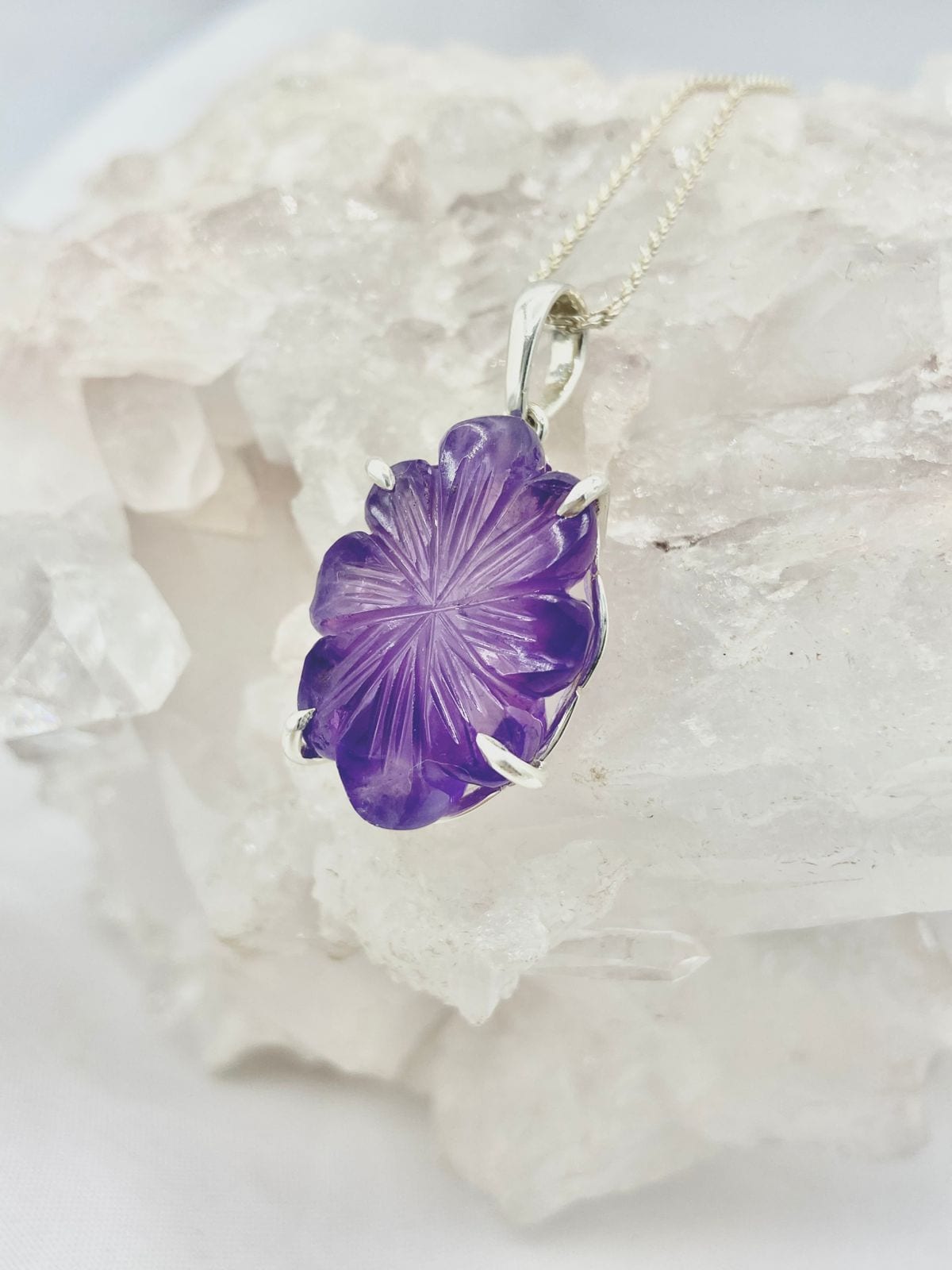 Dije Amatista Flor - imagen 1