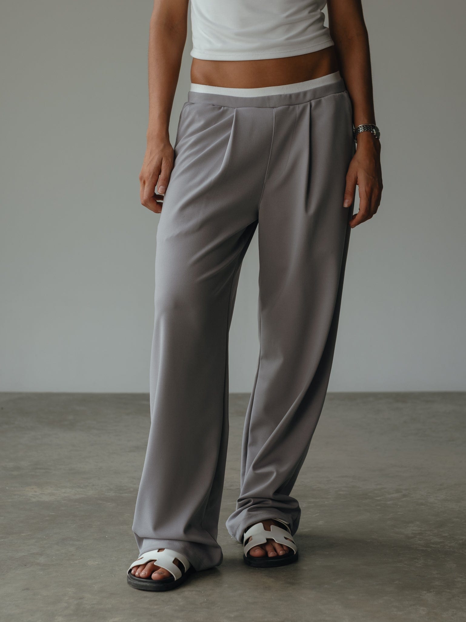 WIDE LEG BAND PANT - LIGHT GRAY - imagen 1