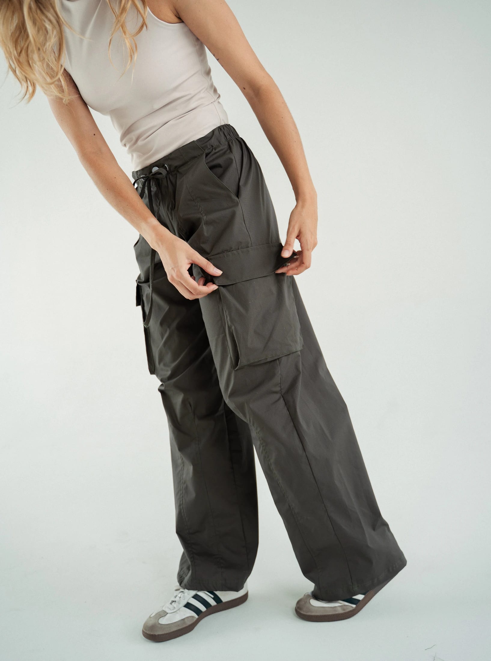Pantalon Wide Cargo Militar - imagen 1