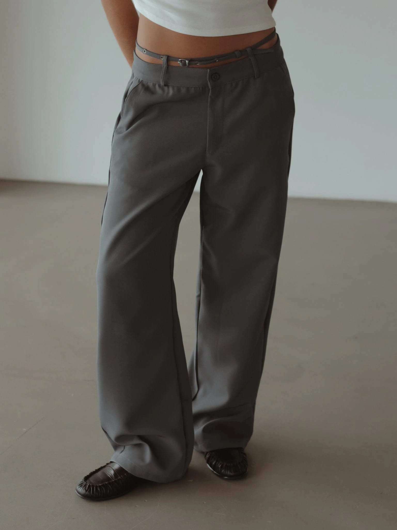 CROSS BELT TROUSER - DARK GRAY - imagen 1