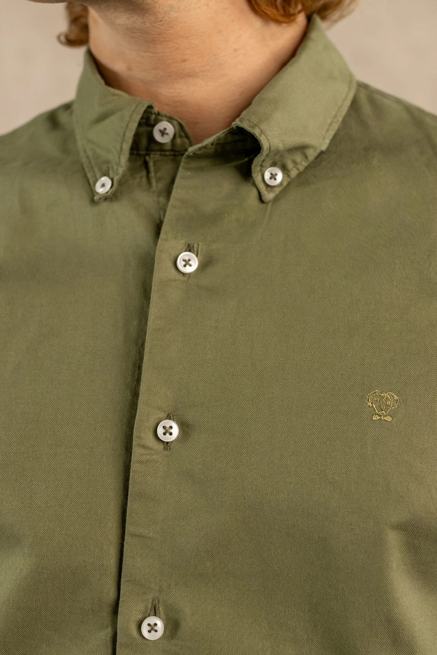 Camisa Antimanchas Oxford Verde Militar - Talla Regular - imagen 3