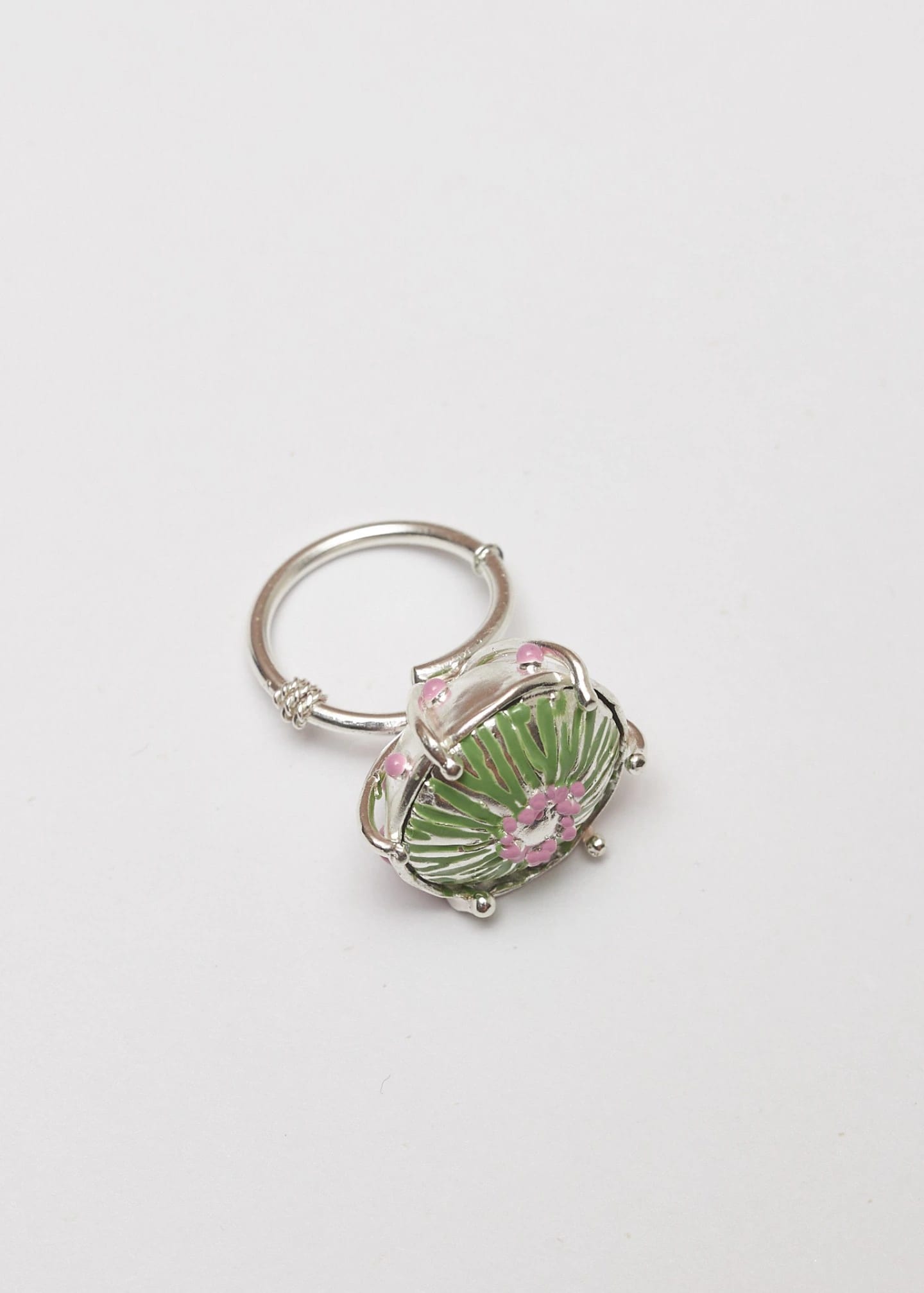 Anillo Sombrerito maxi pistacho lila - imagen 2