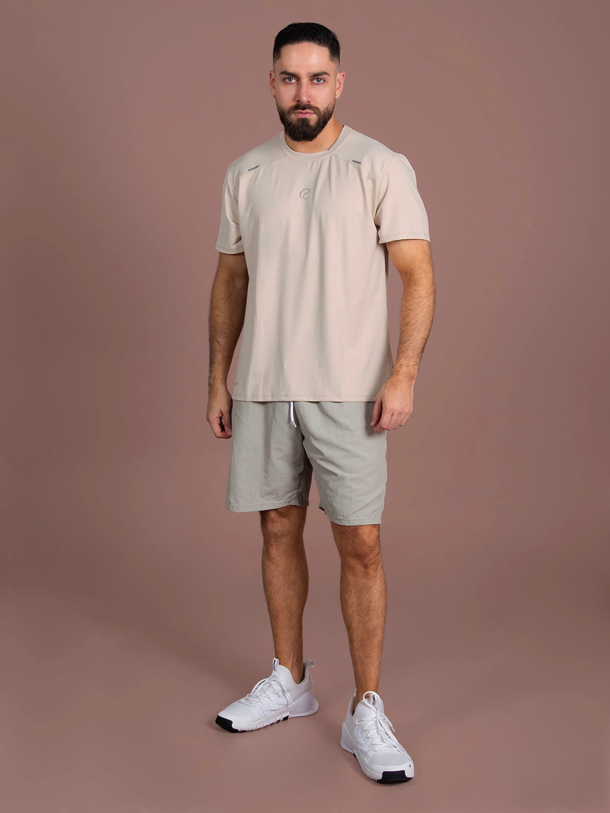 Camiseta tec hombre beige claro - imagen 3