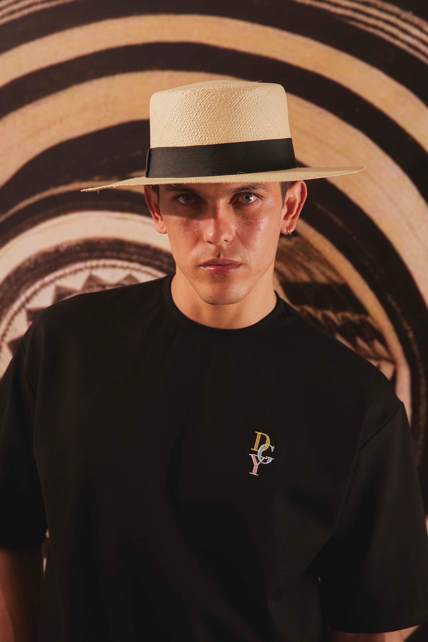 Camiseta Confort DGY Negro - imagen 4