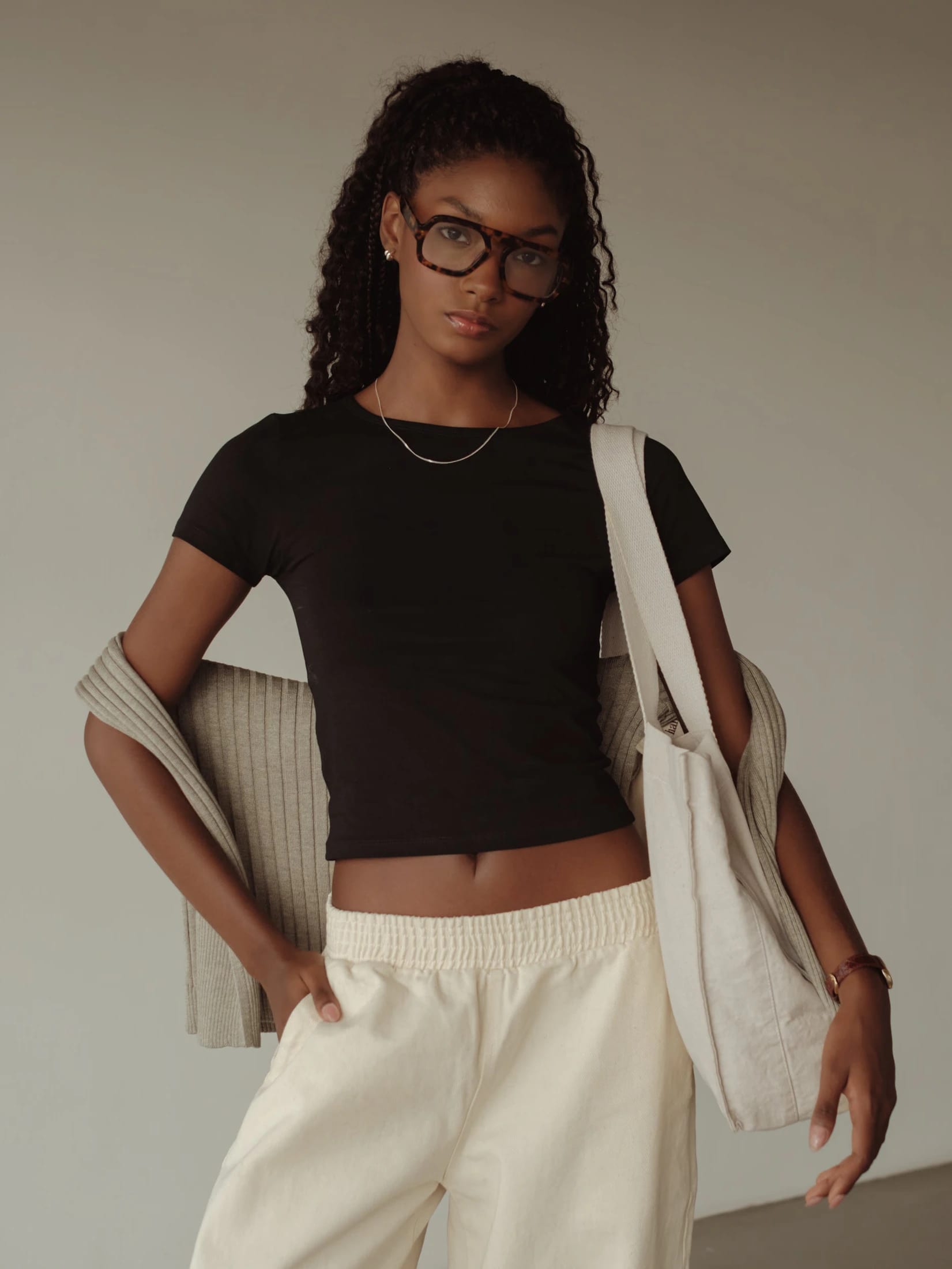 SIMPLY TEE - BLACK - imagen 1