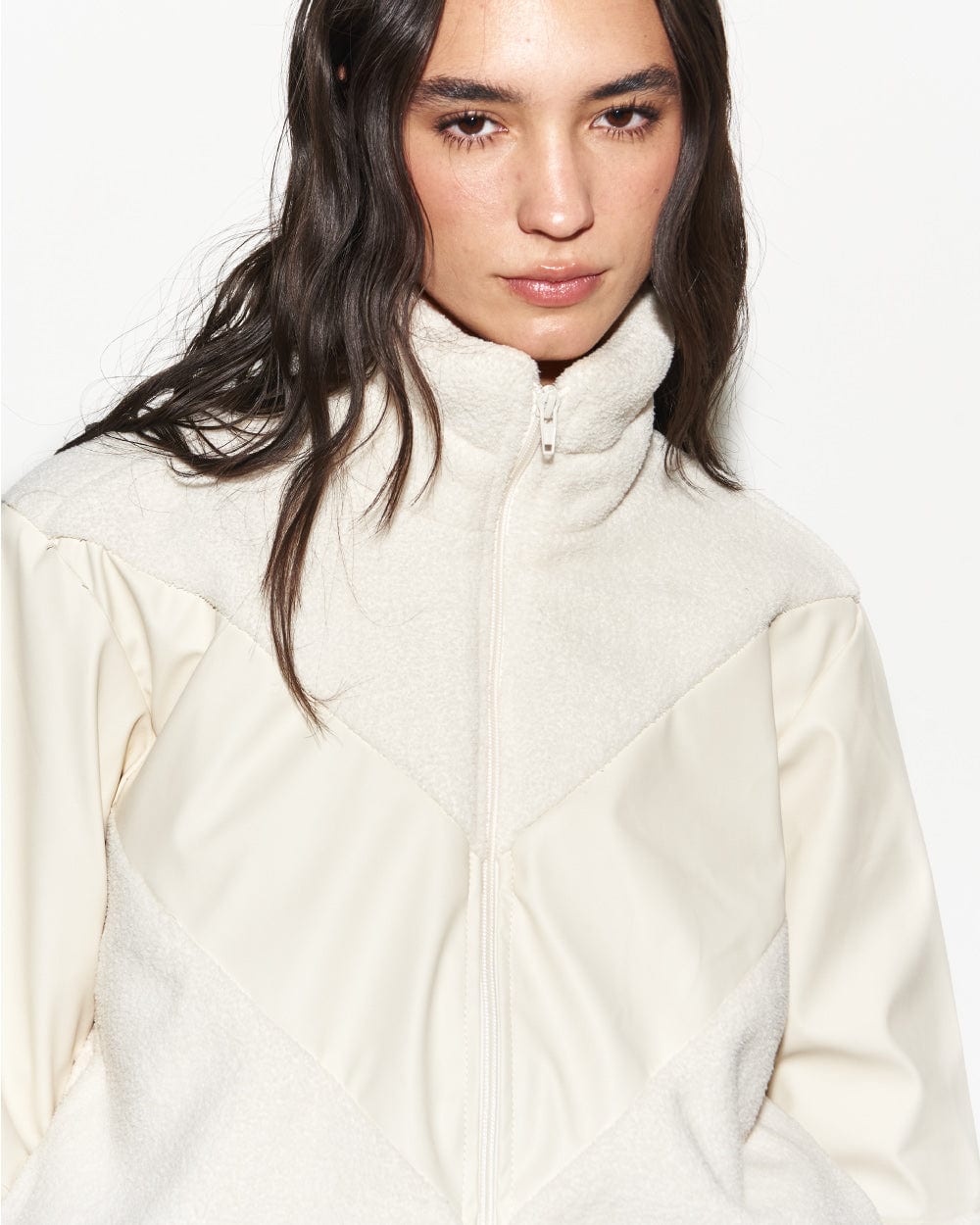 CREAM POLAR JACKET - imagen 5