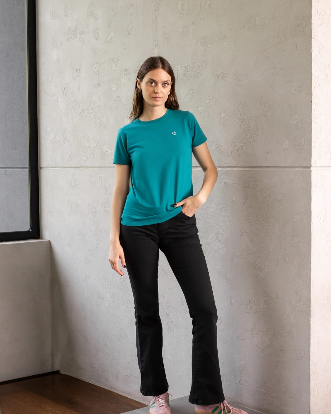 Camiseta Antimanchas de Mujer Verde Jade - Talla Regular - imagen 4