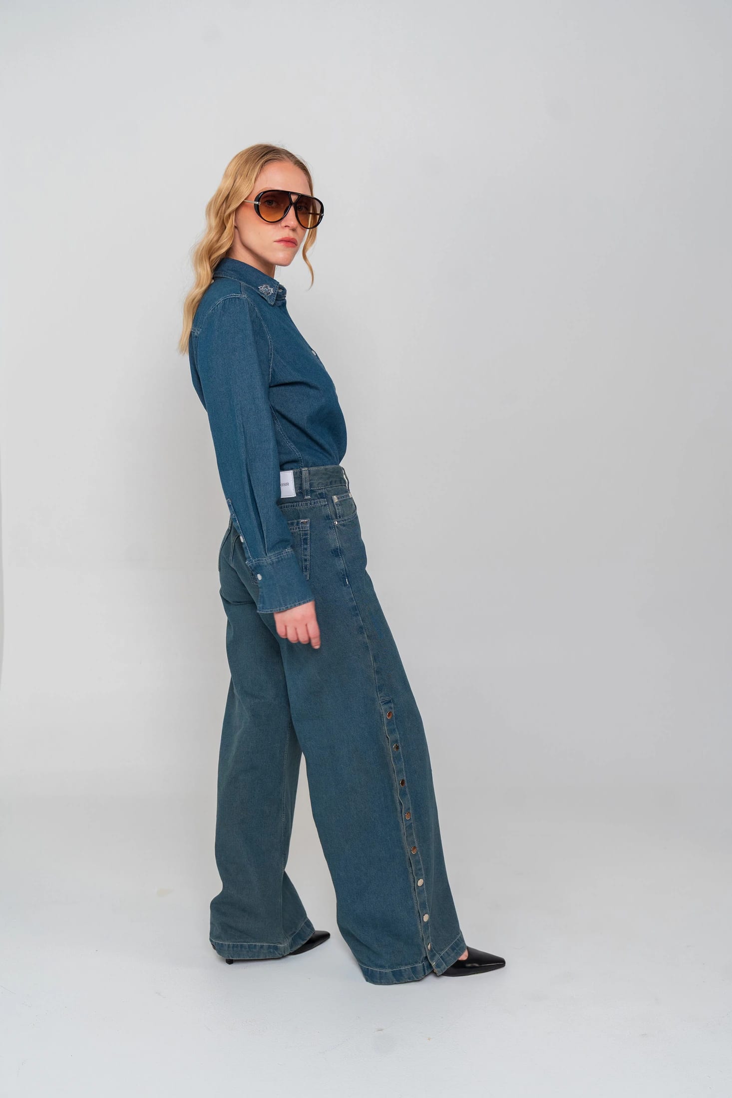 Blue Side Buttons Jeans - imagen 11