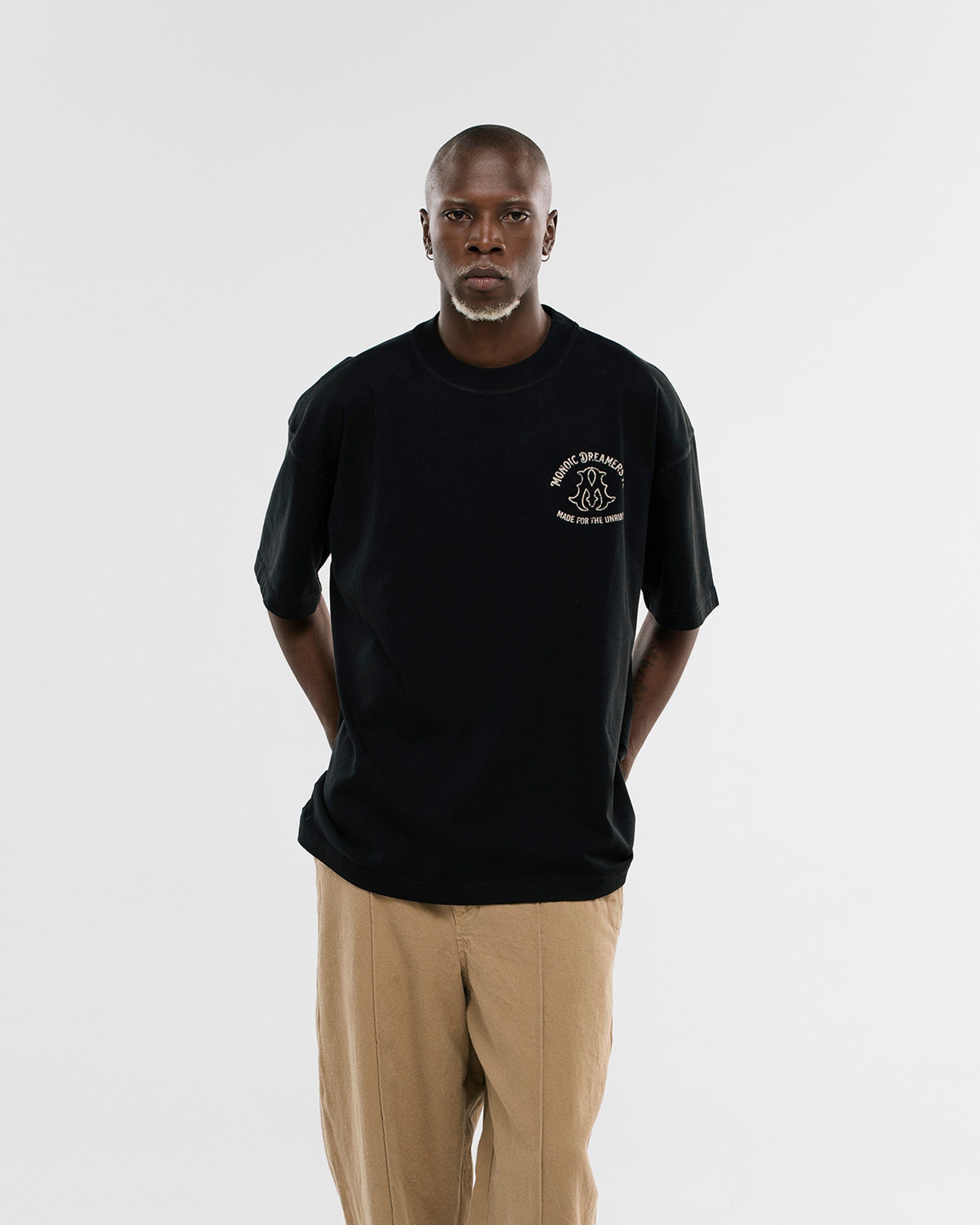 Camiseta Oversized Dreamers Club - Negro Oscuro - imagen 5