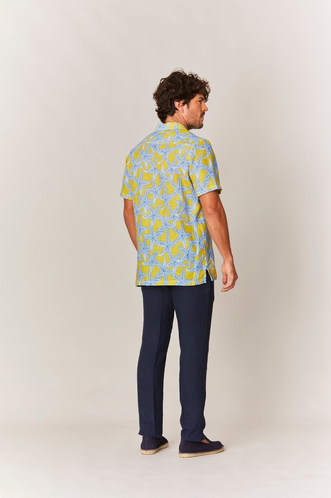 Men's linen shirt yellow intaglio - imagen 4
