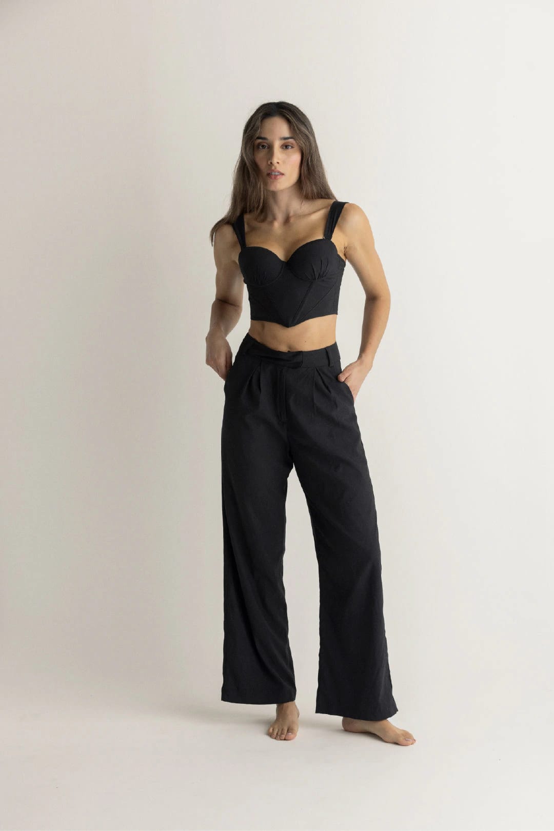 CROP TOP NOAH NEGRO - imagen 5