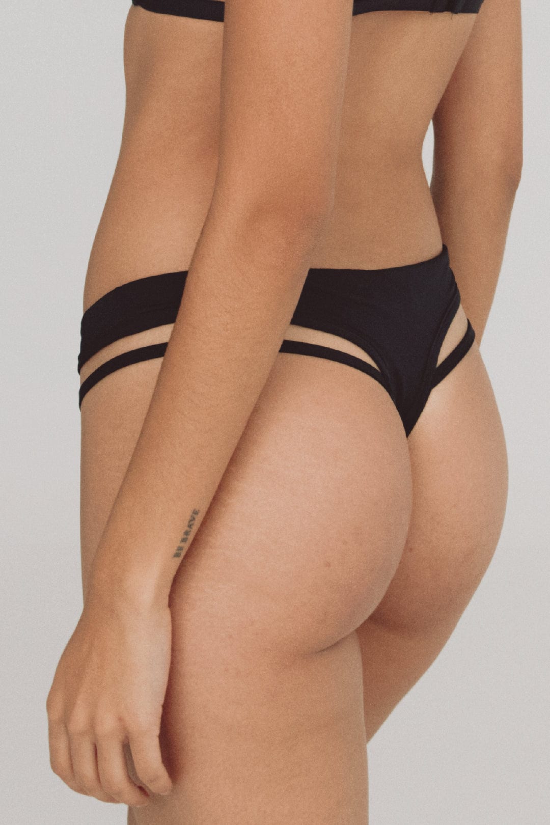 TANGA JACKIE NEGRO - imagen 3