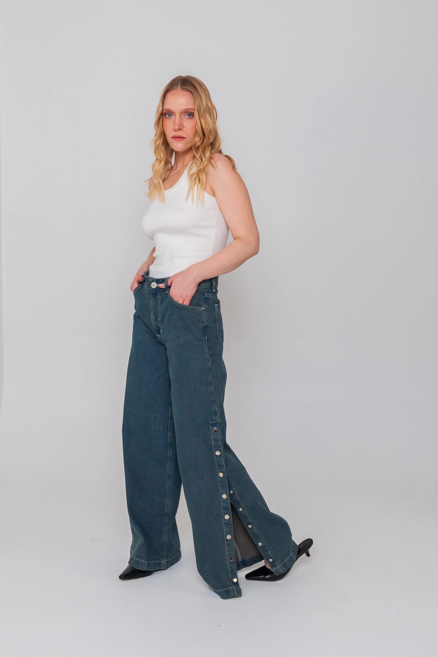 Blue Side Buttons Jeans - imagen 6