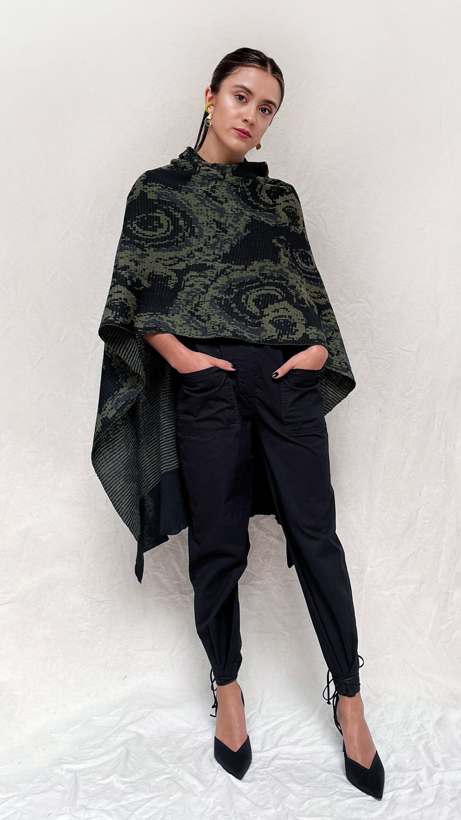 Capa Hongo - negro, verde militar y gris oscuro - imagen 2