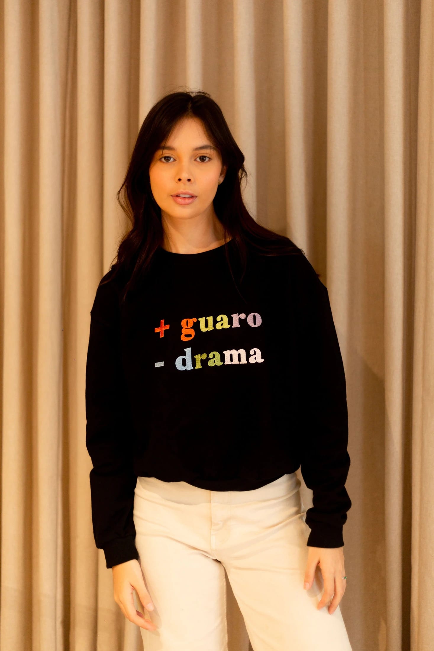 Más Guaro, Menos Drama Sweatshirt - imagen 2
