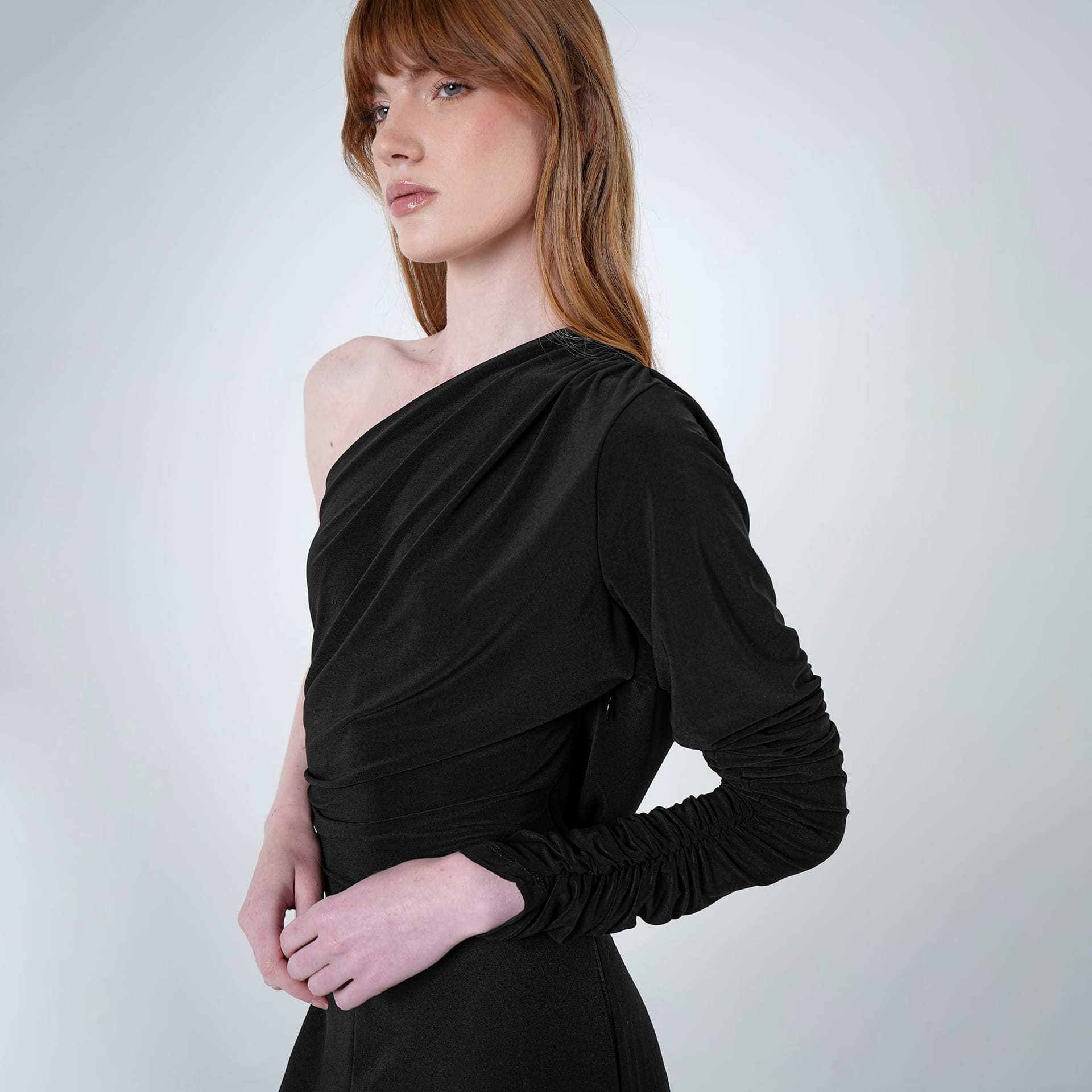 Vestido enterizo largo cuello asimétrico elegante - imagen 2