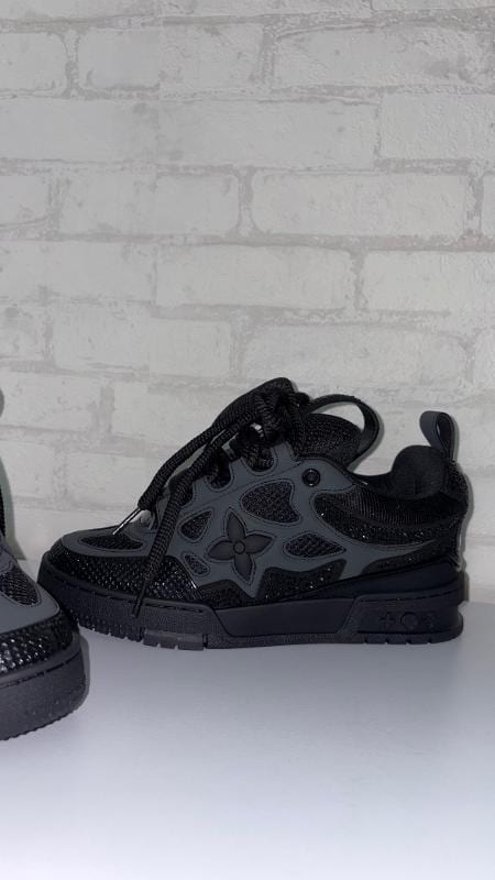 TENIS LOUIS VUITTON DOBLE CORDON GRIS PIEDRAS - imagen 3