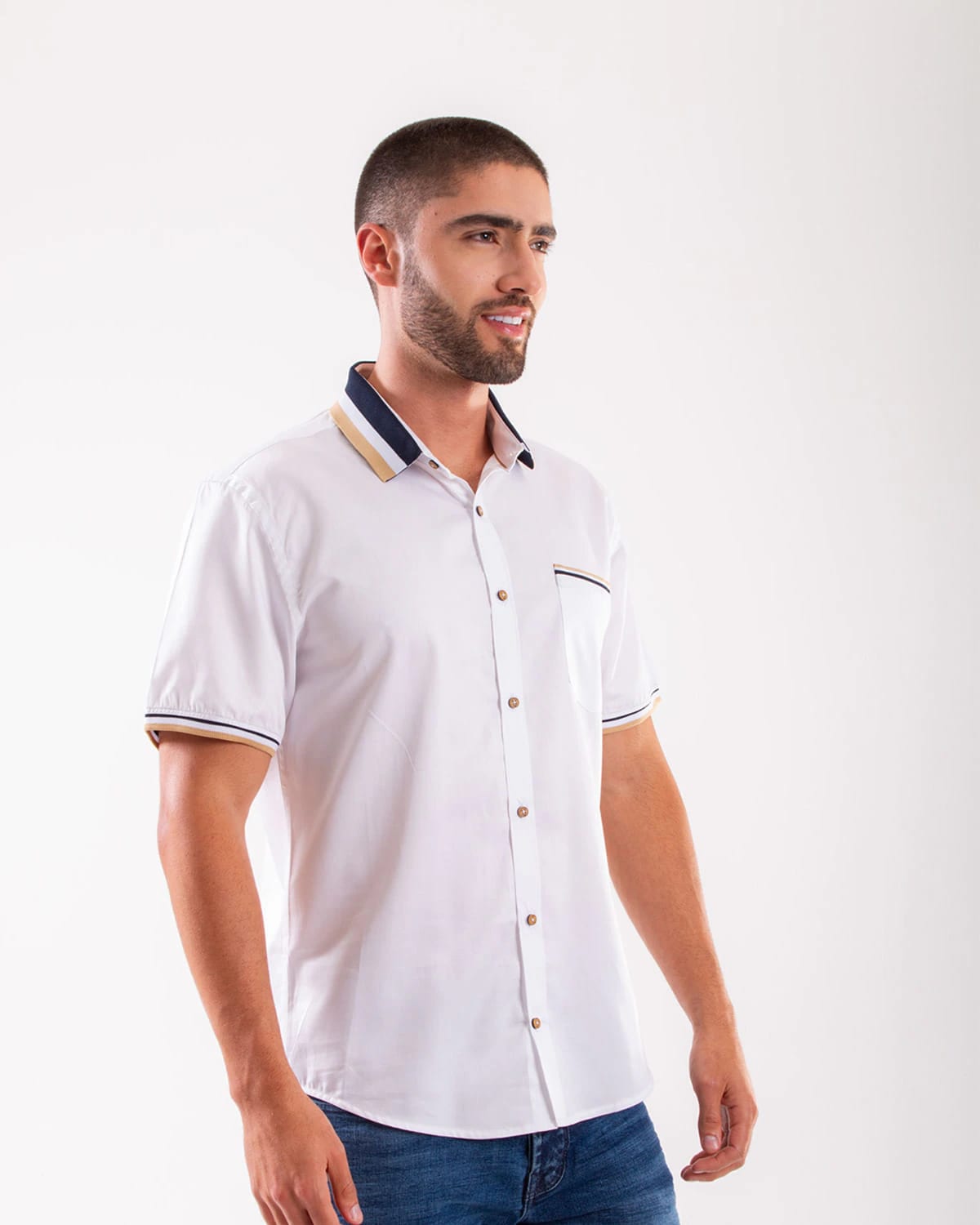 Camisa blanca manga corta para hombre - imagen 25