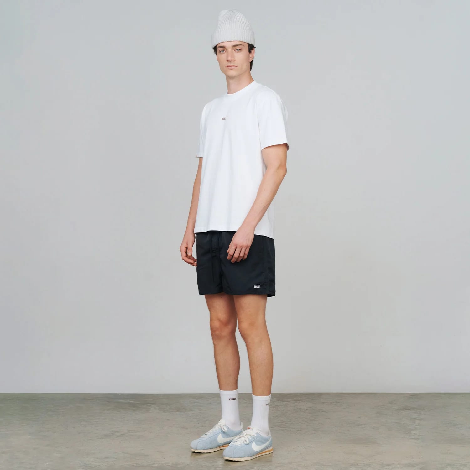 Classic T-Shirt - White - imagen 11