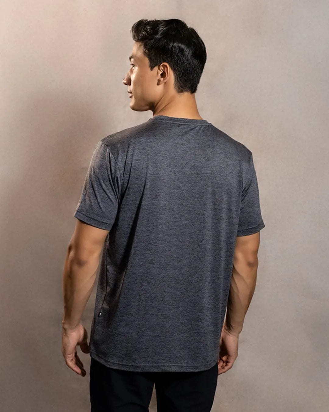 Camiseta Performance Antiarrugas Gris Jaspe Oscuro - imagen 3