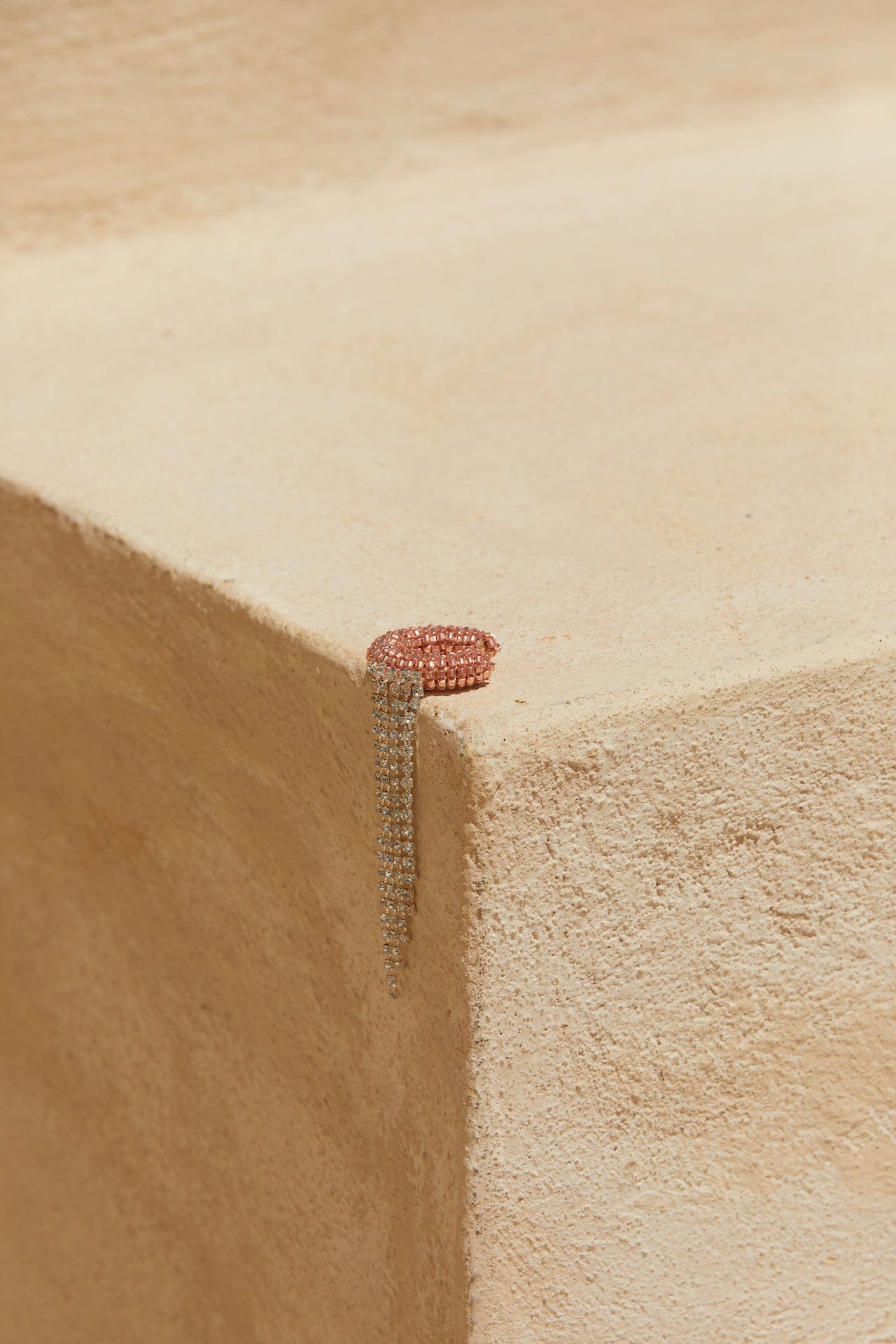 La Grace Silver & Gold Earcuff - imagen 2