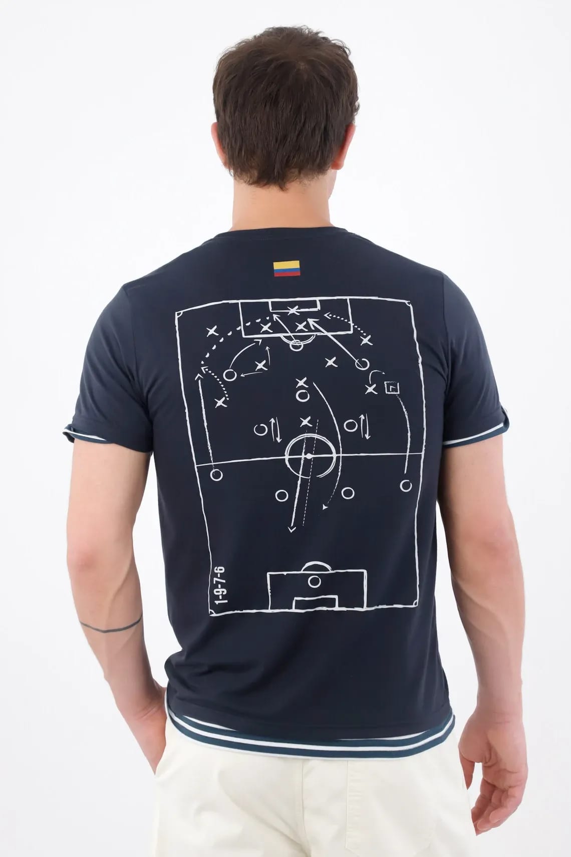 Camiseta regular fit con cuello en contraste en azul marino para hombre - imagen 2