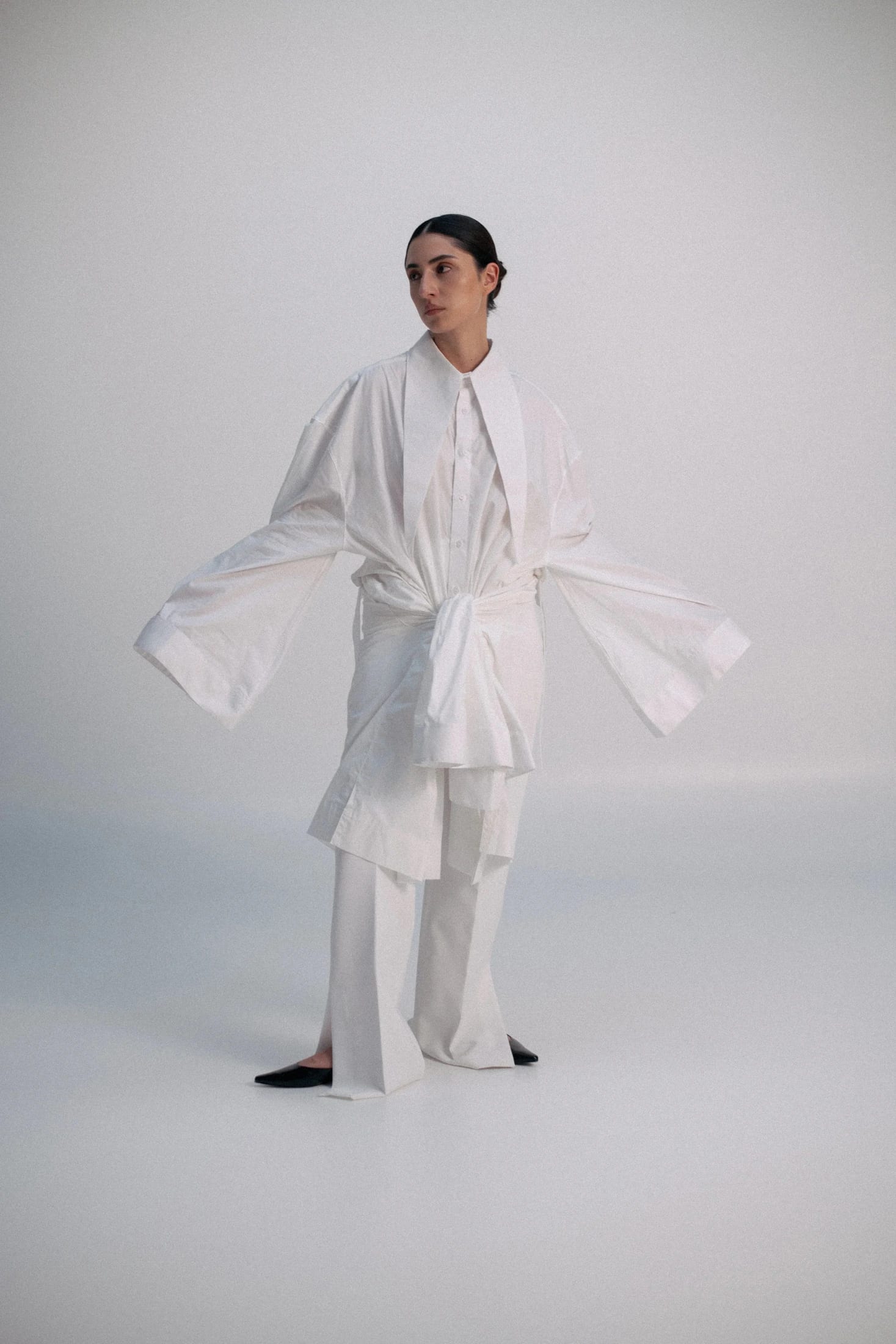 POINTED COLLAR SHIRT - imagen 1