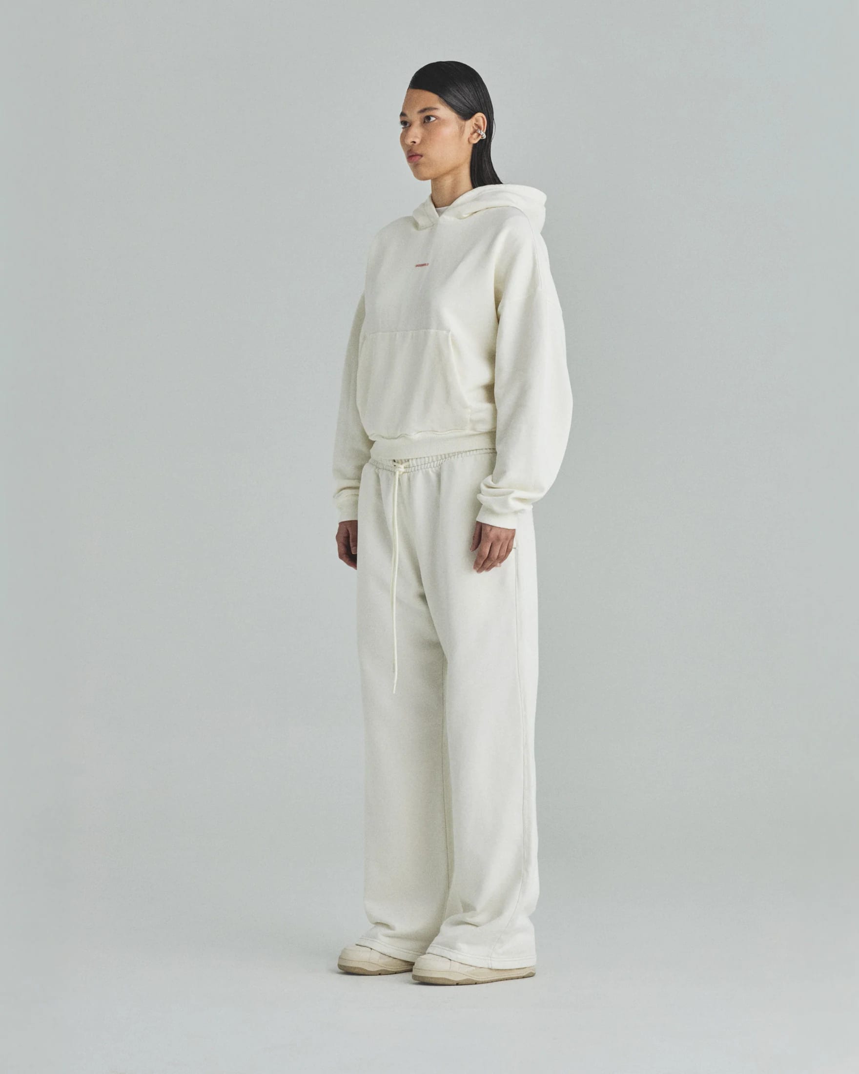 Basics Undergold Straight Pants White - imagen 12