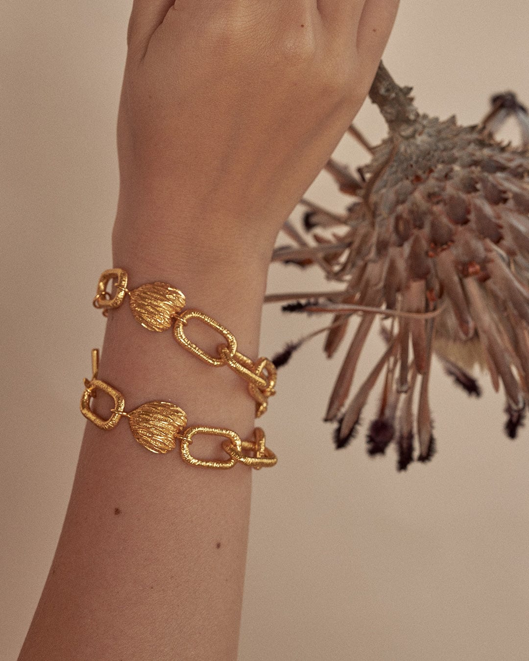 Heart Loop Bracelet - imagen 2