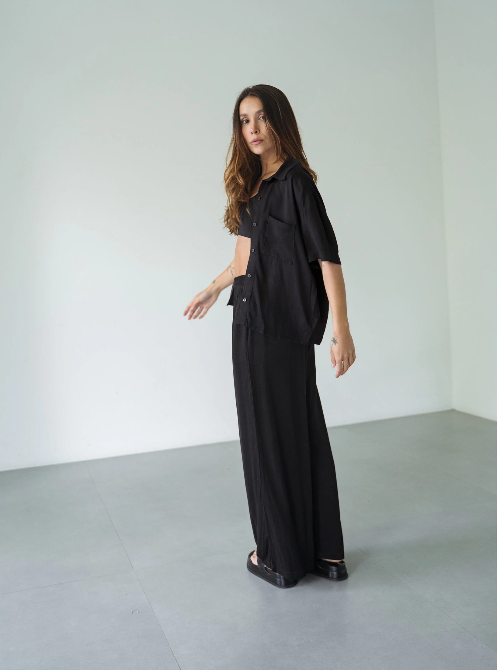 Set Breezy Black Palazzo - imagen 2