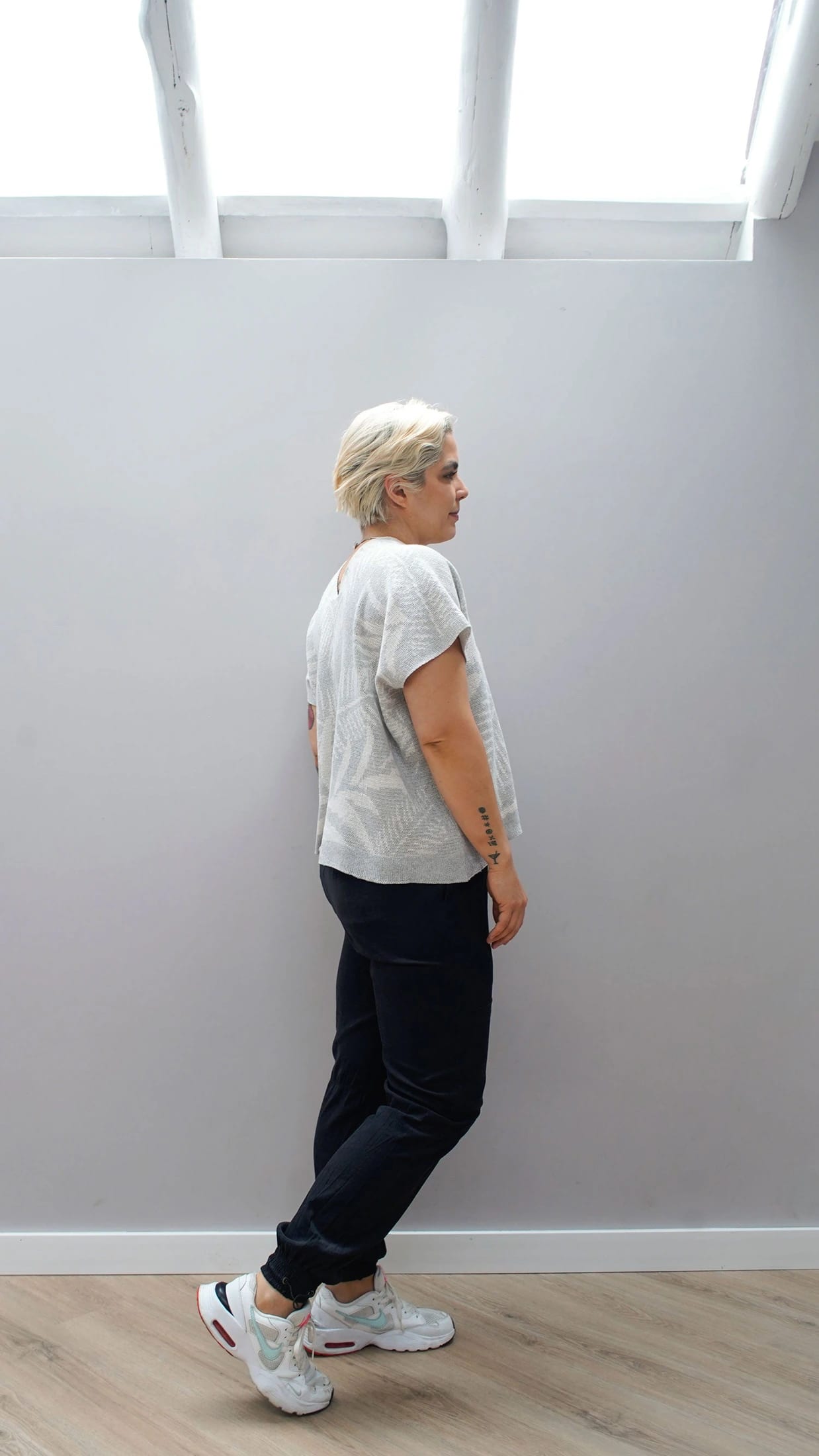 Blusa Palmas - gris claro y crudo - imagen 7