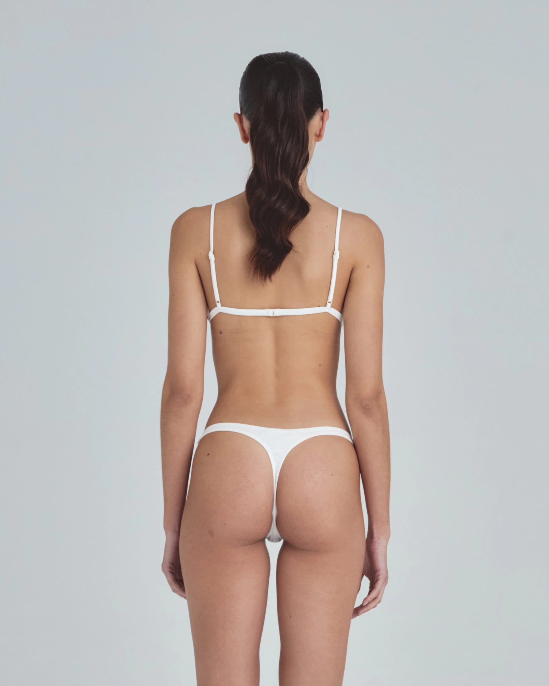Line Undergold Studio Triangle Bralette Top White - imagen 7