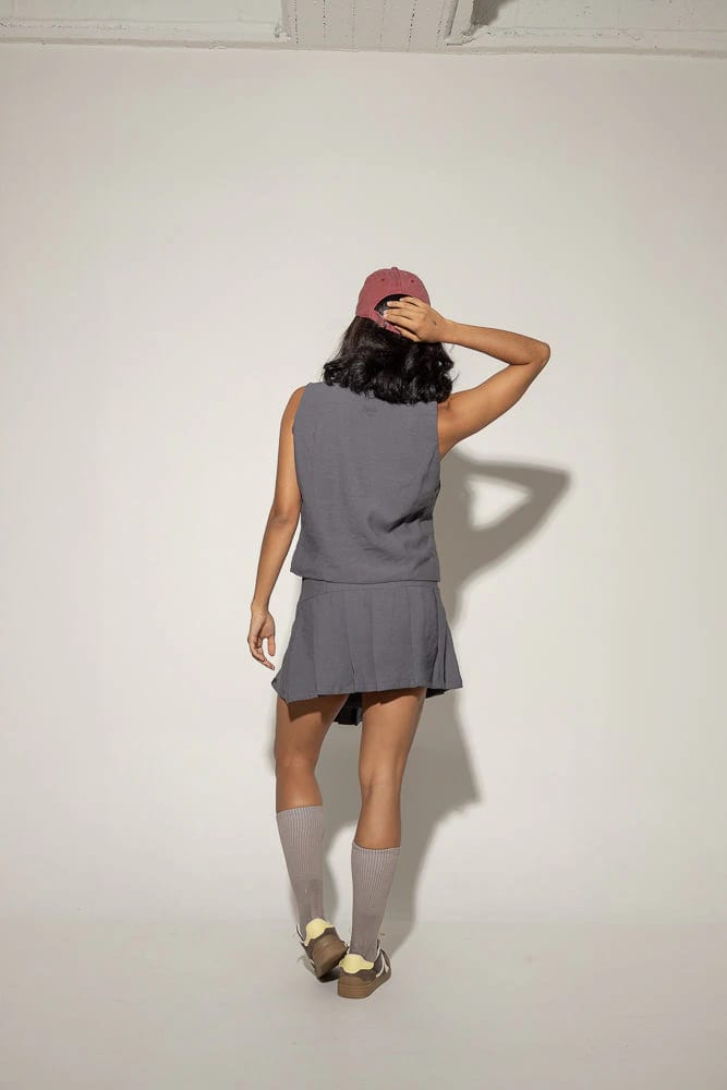Set Chaleco y Falda Redemption-Gris - imagen 4
