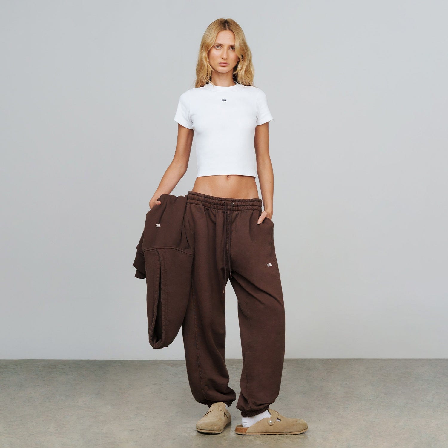 Slim Ribbed Fitted Tee - White - imagen 6