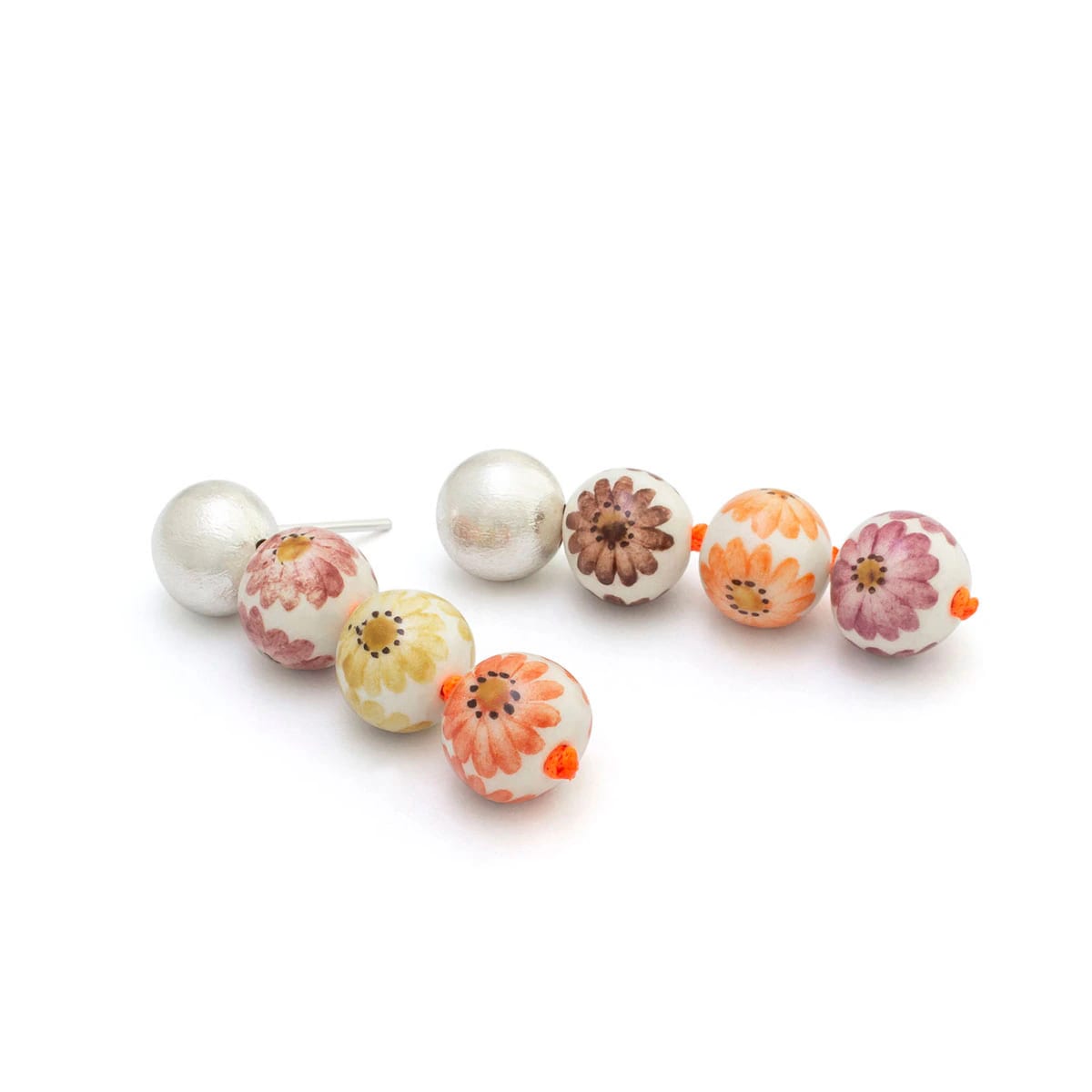 ARETES 3 ESFERAS FLOR - imagen 1