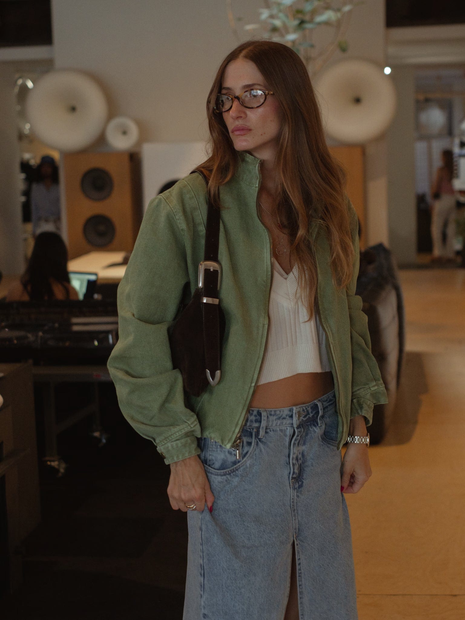 CROP KNIT VEST - SOFT WHITE - imagen 3