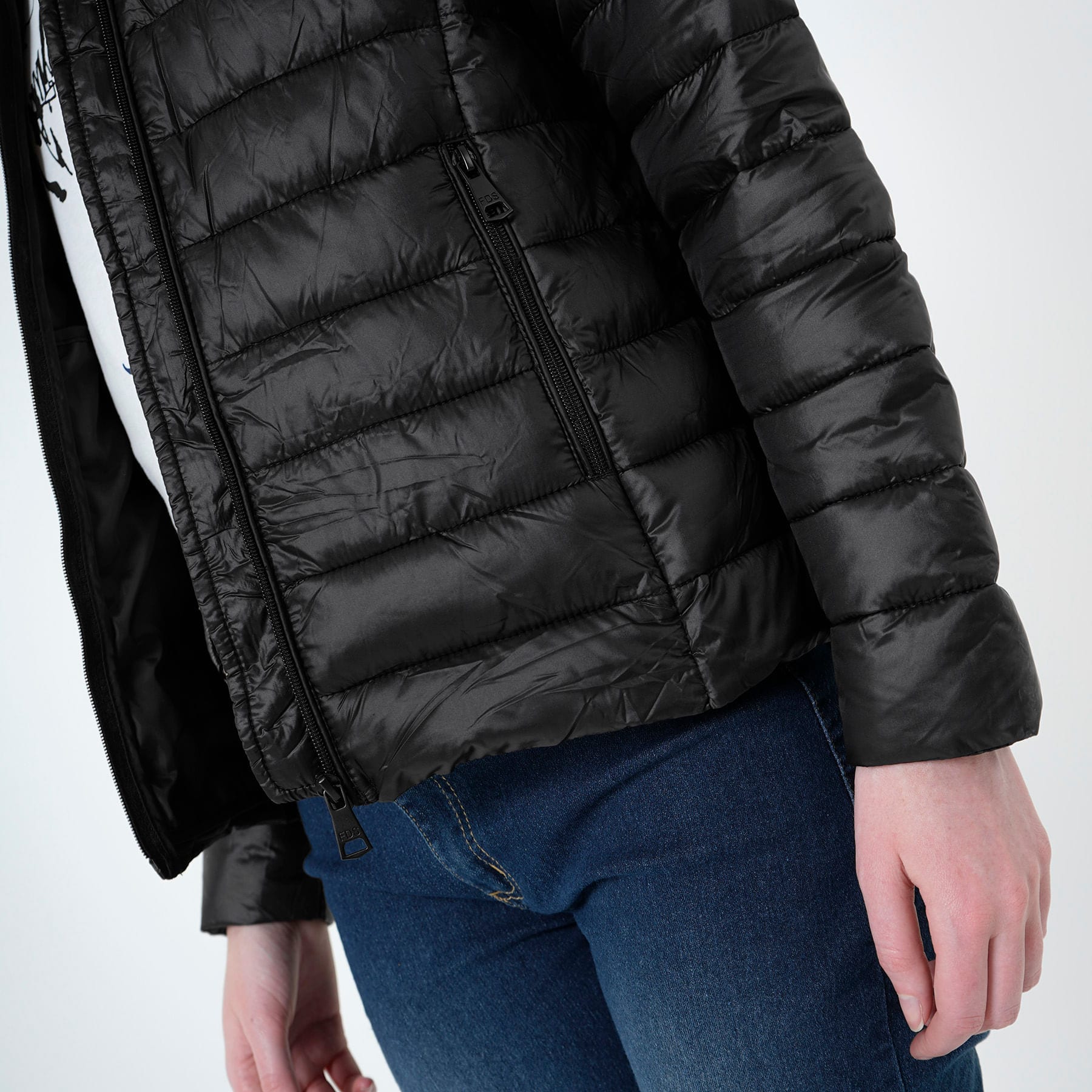 Chaqueta acolchada cuello alto con capucha interna - imagen 29