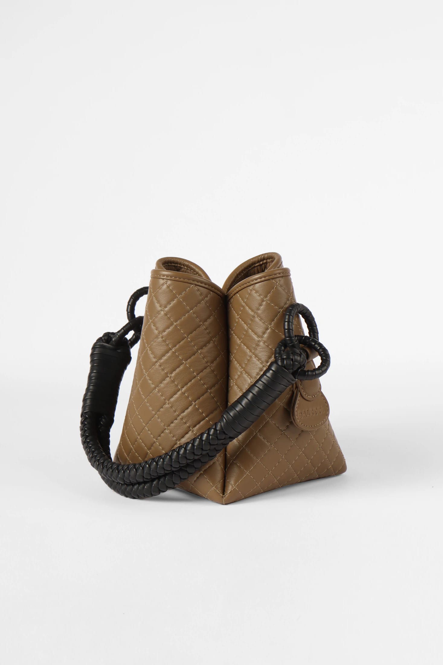 Tulip Mini Bucket Bag, Olive and Black - imagen 3