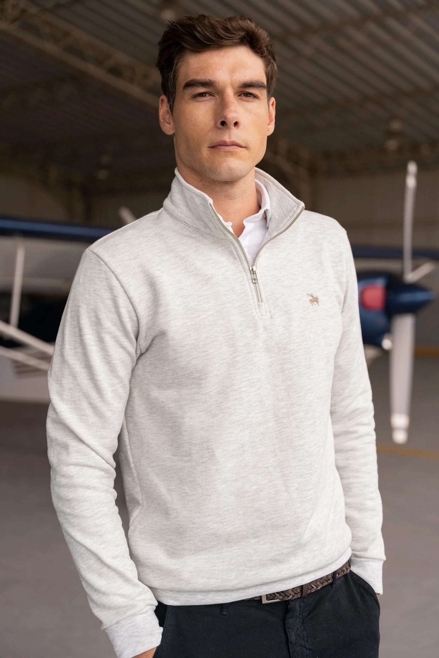 Suéter Halfzip Premium Hombre Arena - imagen 1