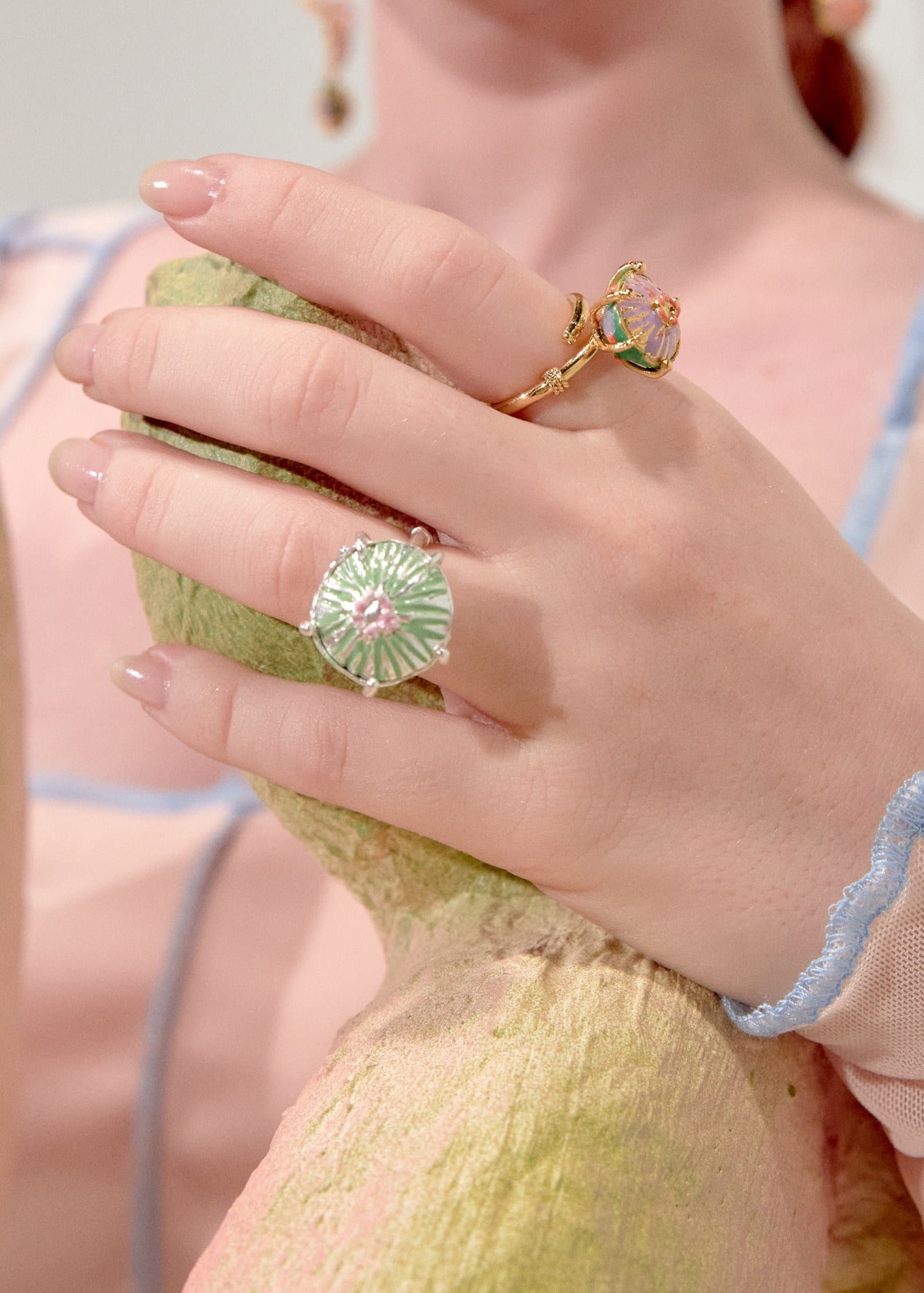 Anillo Sombrerito maxi pistacho lila - imagen 4