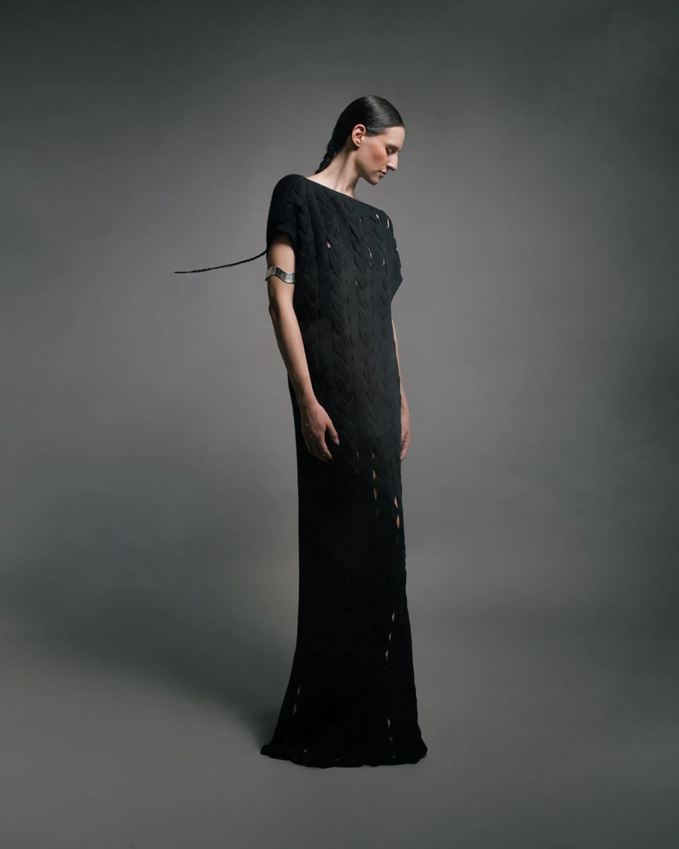 FLAT BRAIDED KNITTED DRESS - imagen 4